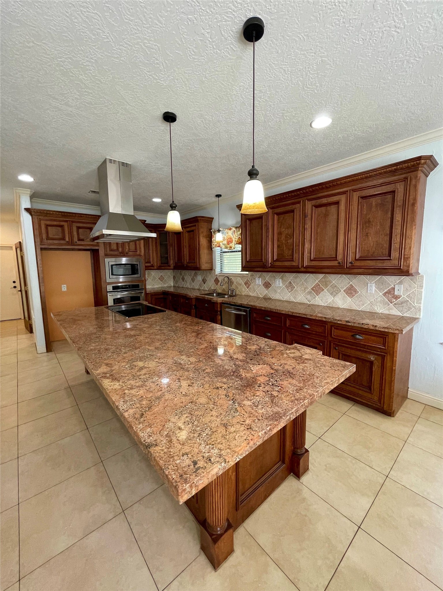 4138 Lakepointe Forest Drive, Seabrook, TX 77586 4138 Lakepointe Forest Drive, Seabrook, TX 77586