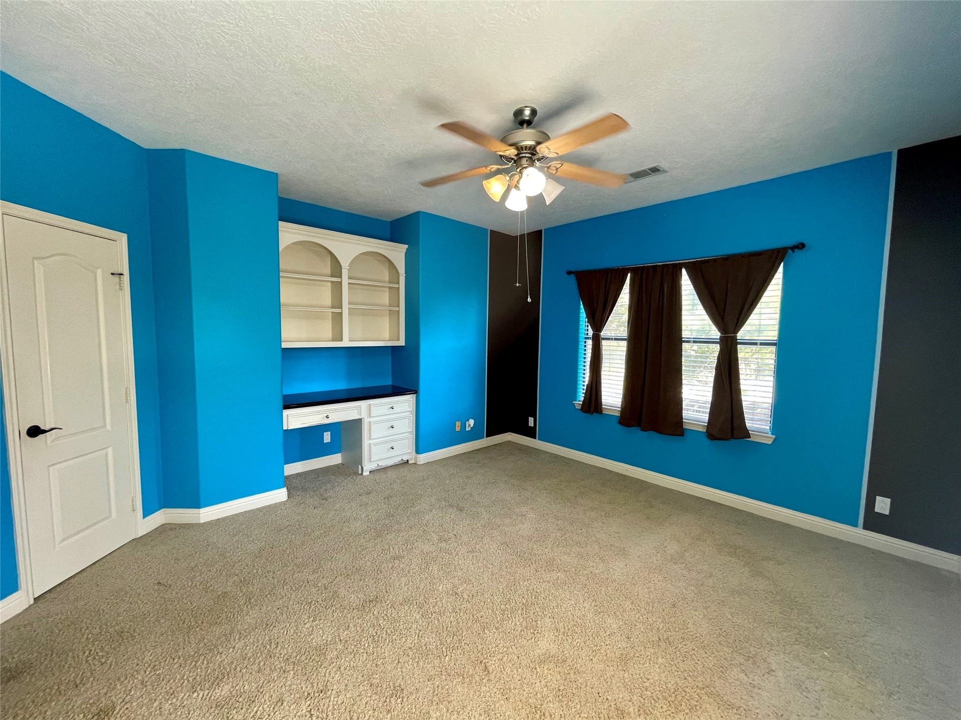 4138 Lakepointe Forest Drive, Seabrook, TX 77586 4138 Lakepointe Forest Drive, Seabrook, TX 77586