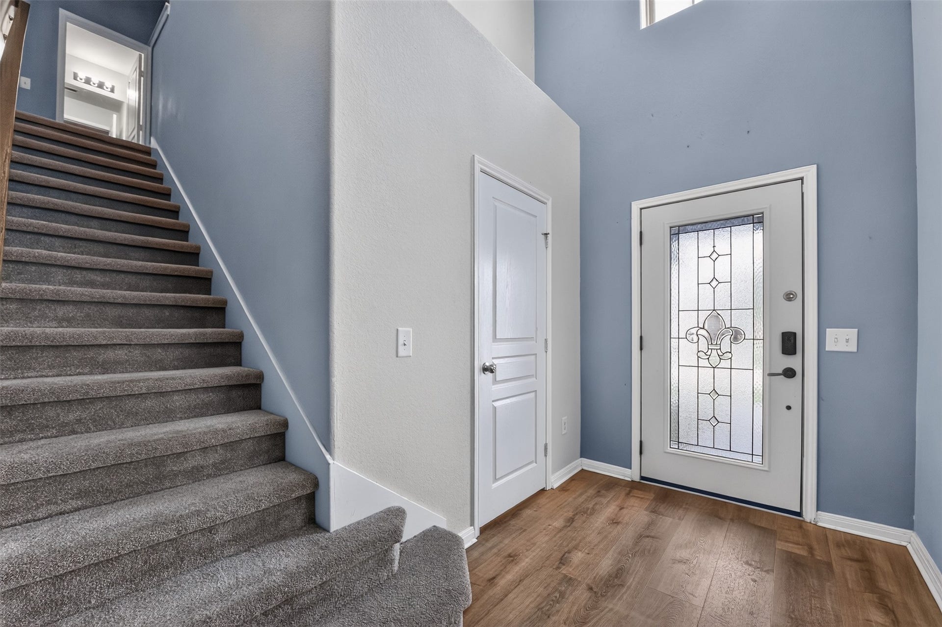 10006 Dawson Hill Lane, Houston, TX 77044 10006 Dawson Hill Lane, Houston, TX 77044