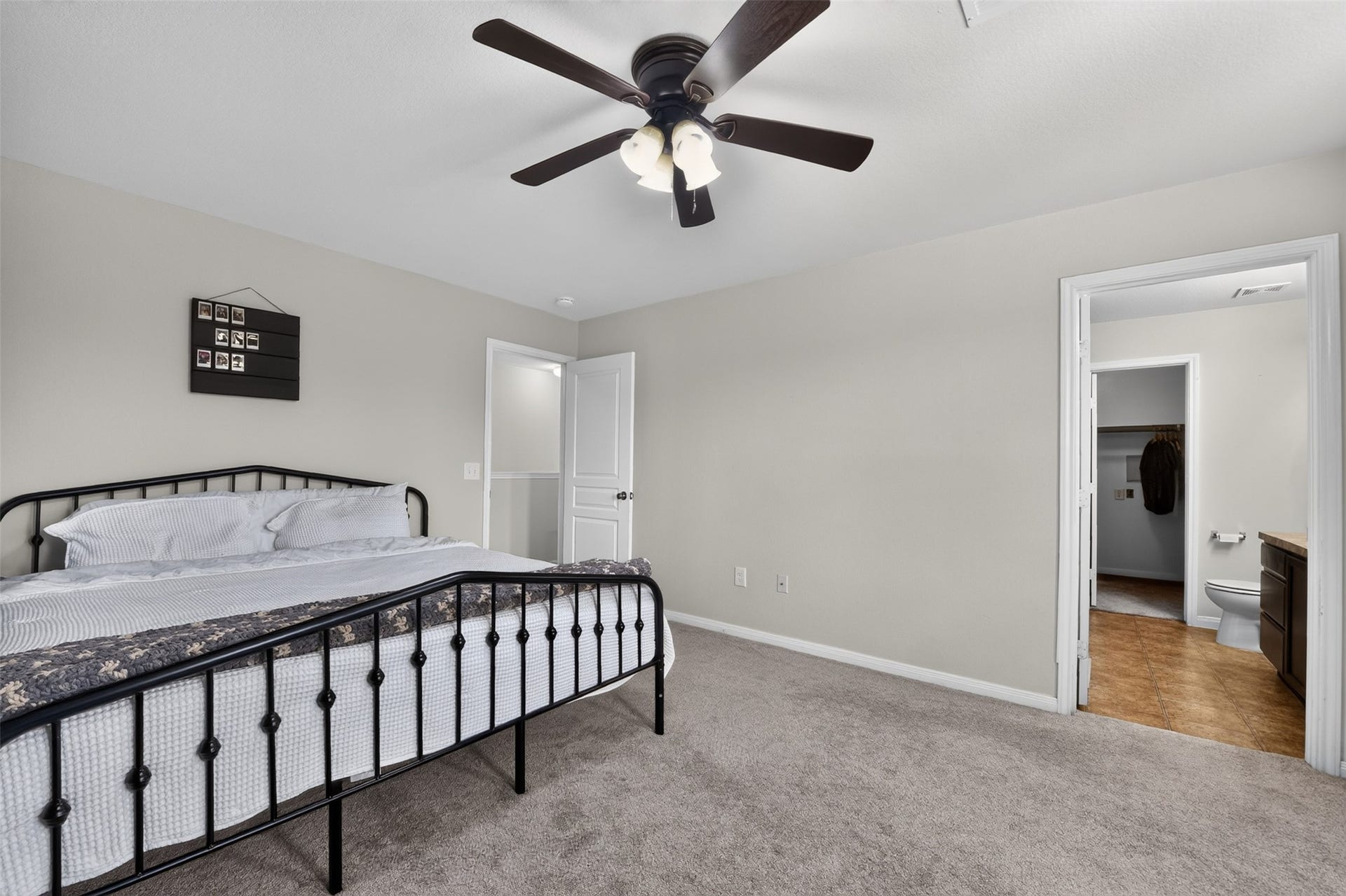 10006 Dawson Hill Lane, Houston, TX 77044 10006 Dawson Hill Lane, Houston, TX 77044