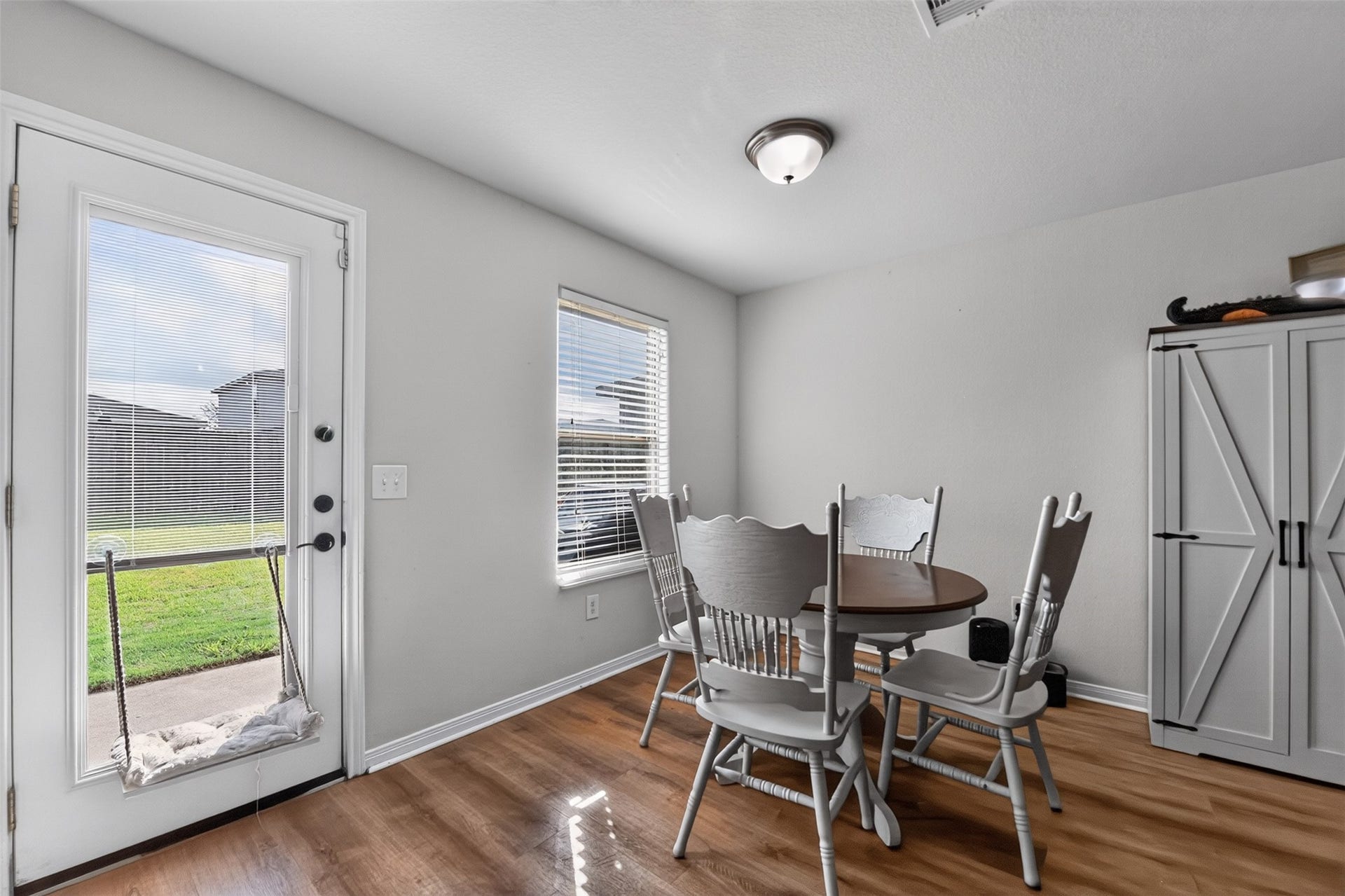 10006 Dawson Hill Lane, Houston, TX 77044 10006 Dawson Hill Lane, Houston, TX 77044