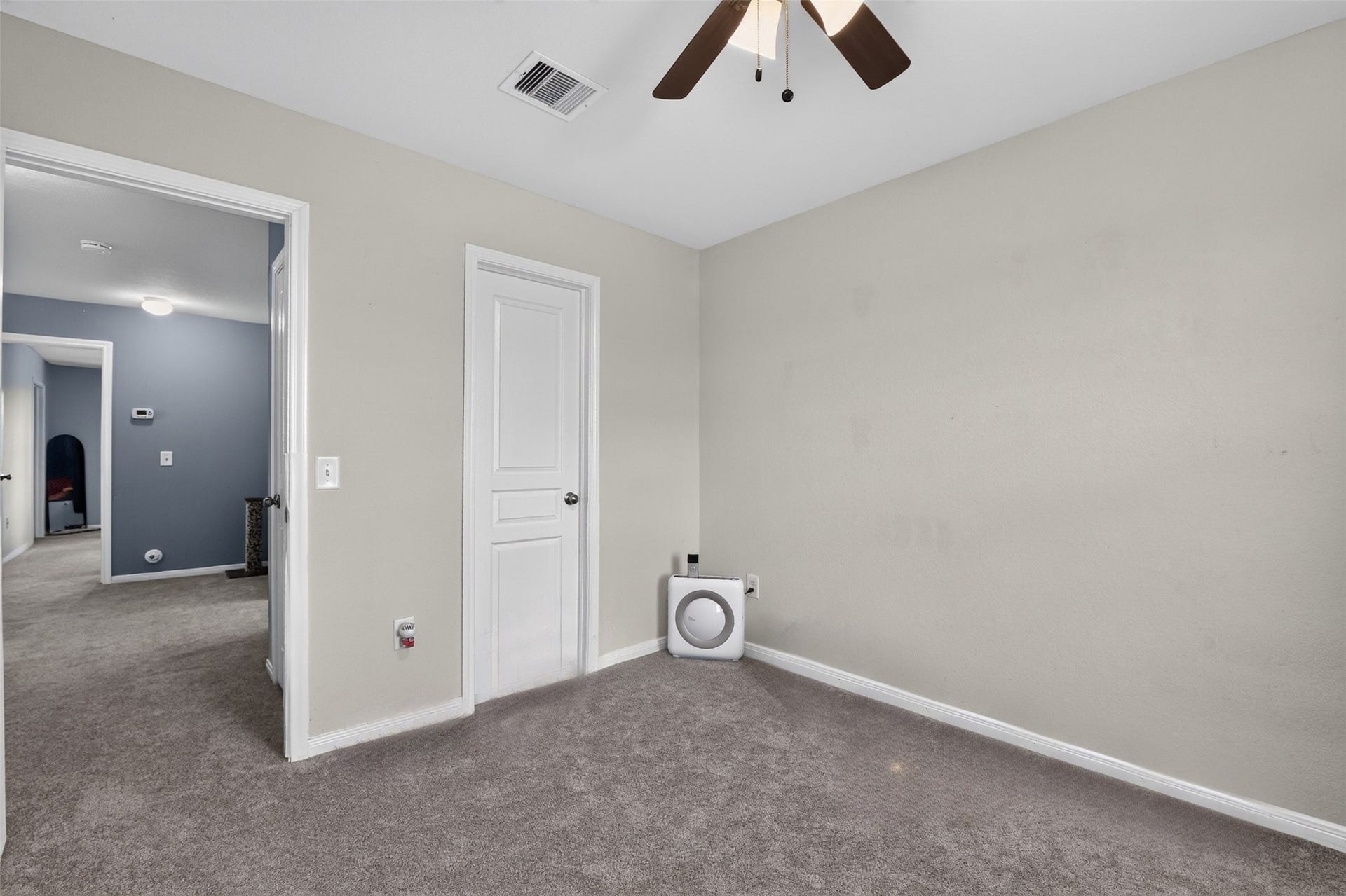 10006 Dawson Hill Lane, Houston, TX 77044 10006 Dawson Hill Lane, Houston, TX 77044