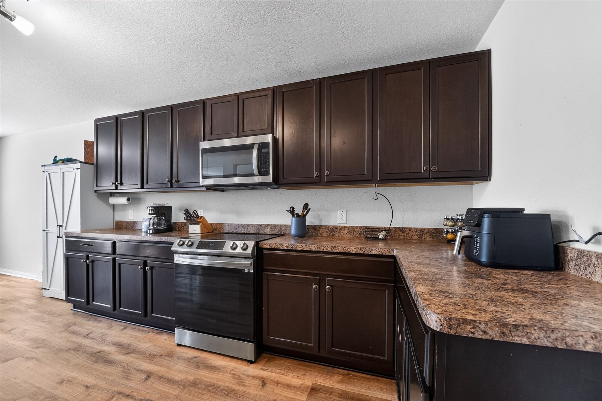 10006 Dawson Hill Lane, Houston, TX 77044 10006 Dawson Hill Lane, Houston, TX 77044