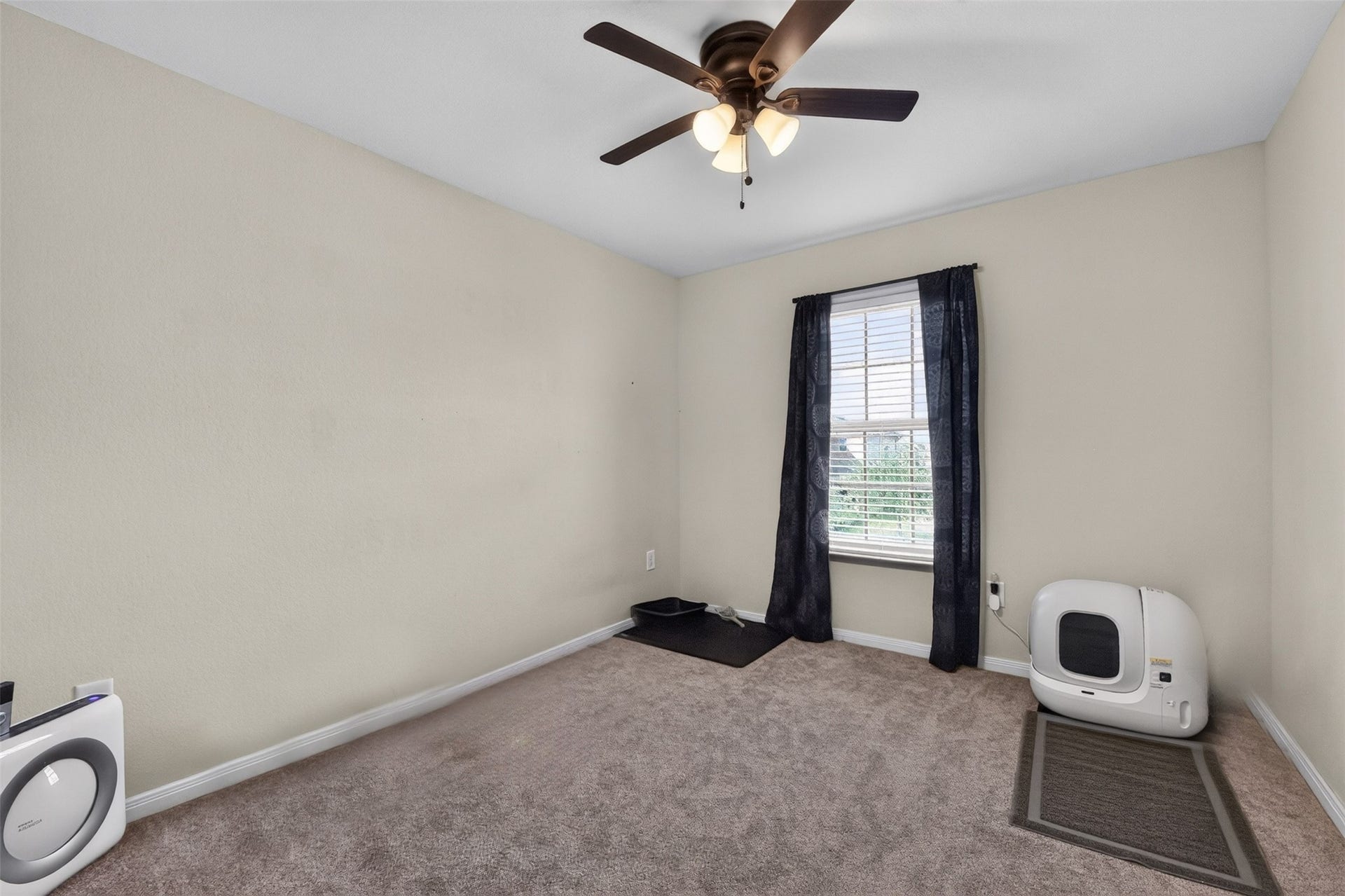10006 Dawson Hill Lane, Houston, TX 77044 10006 Dawson Hill Lane, Houston, TX 77044