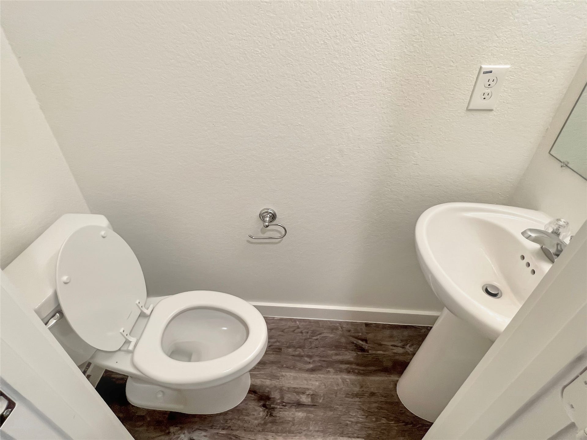 21155 Gosling Road, #48 A-D, Spring, TX 77388 21155 Gosling Road, #48 A-D, Spring, TX 77388