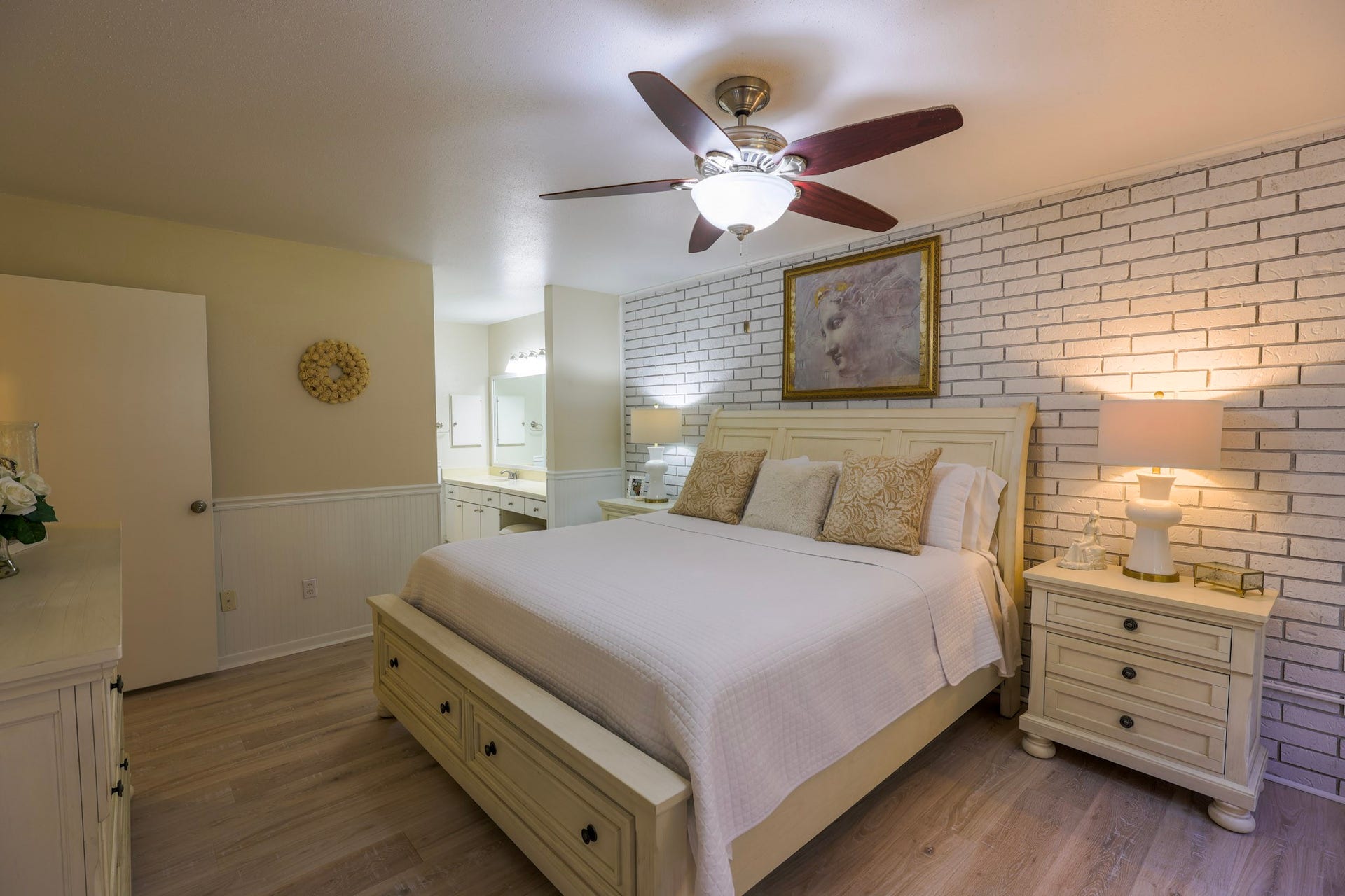 56 Caraway Common, Lake Jackson, TX 77566