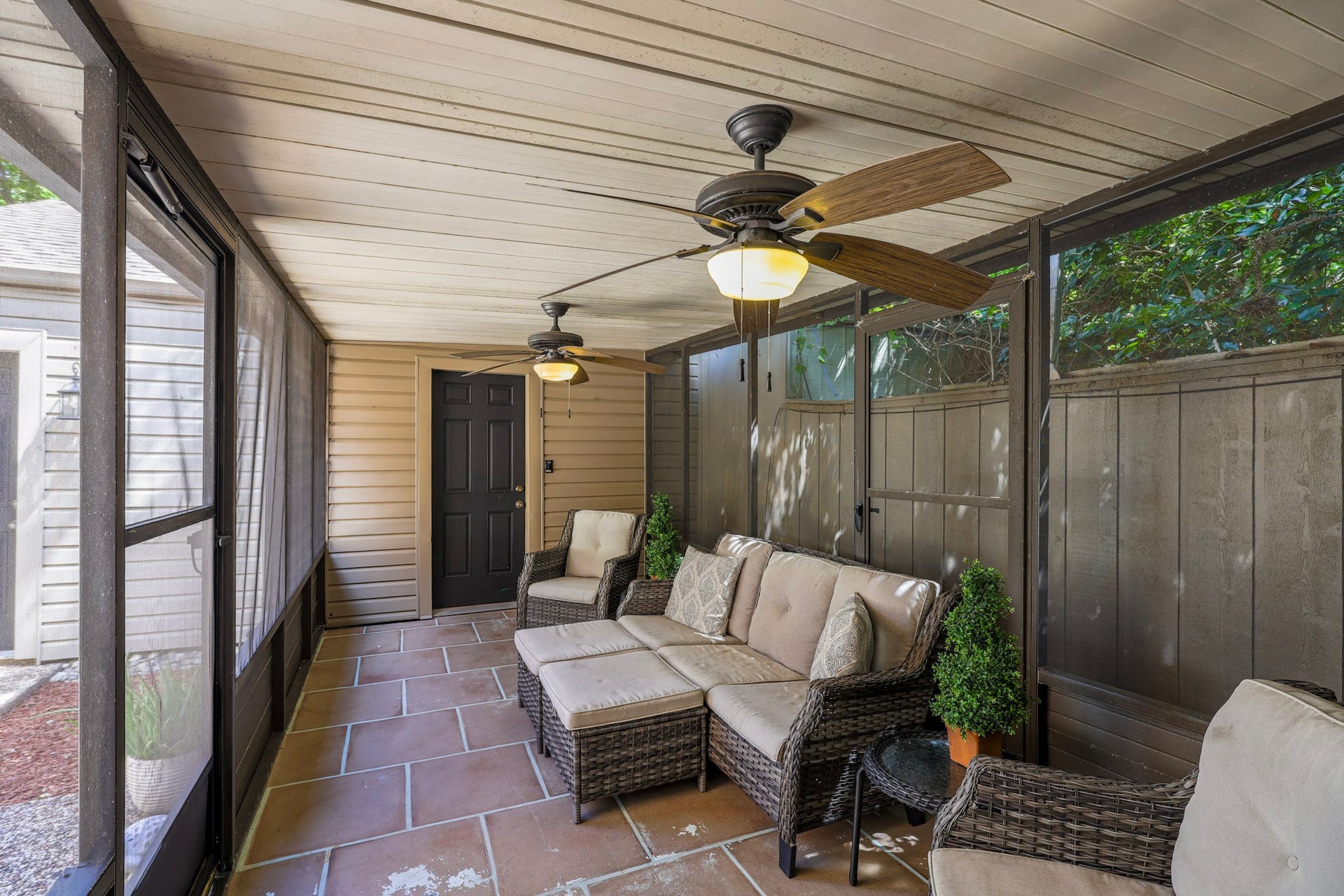 56 Caraway Common, Lake Jackson, TX 77566