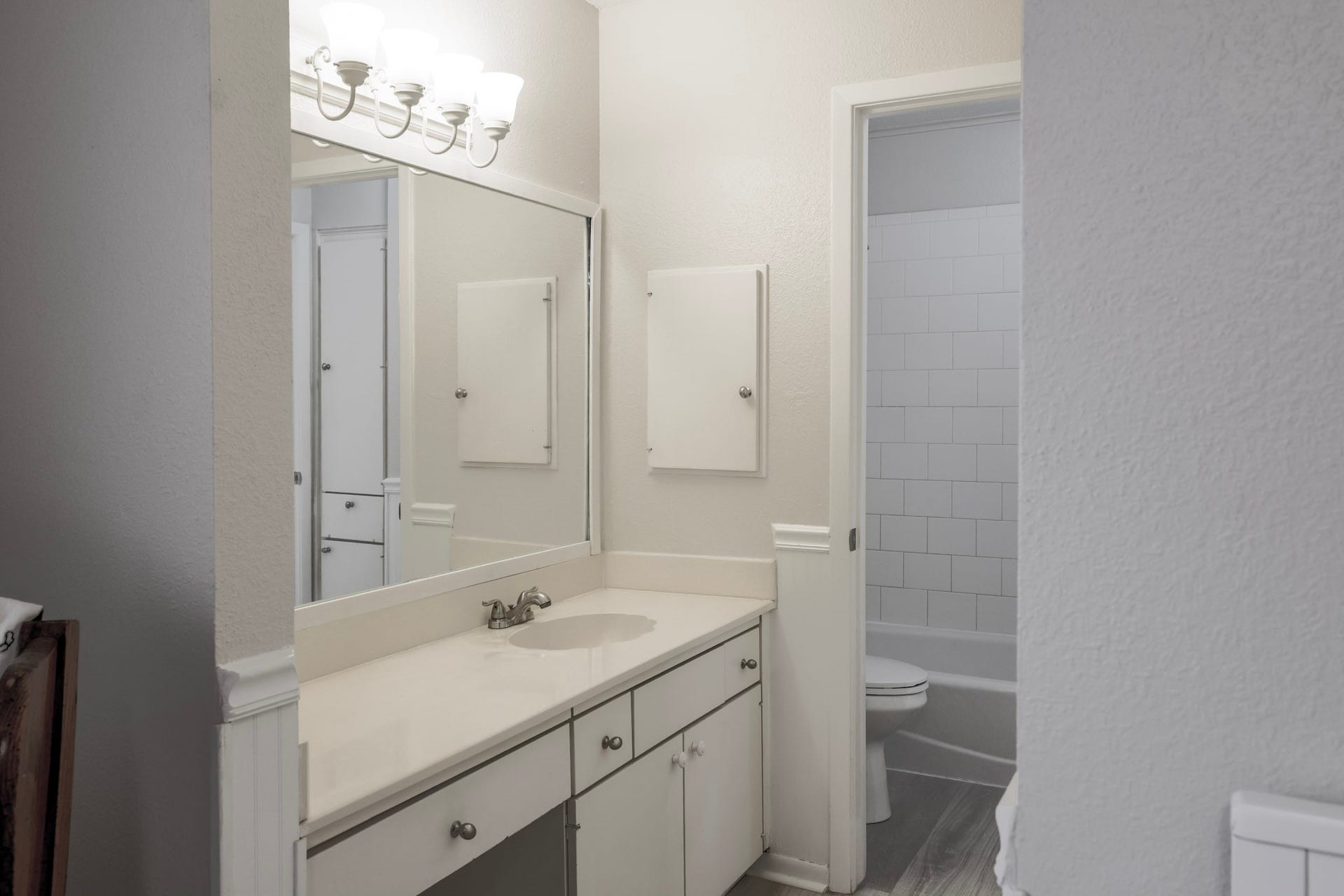 guest bedrooms vanity and sink area