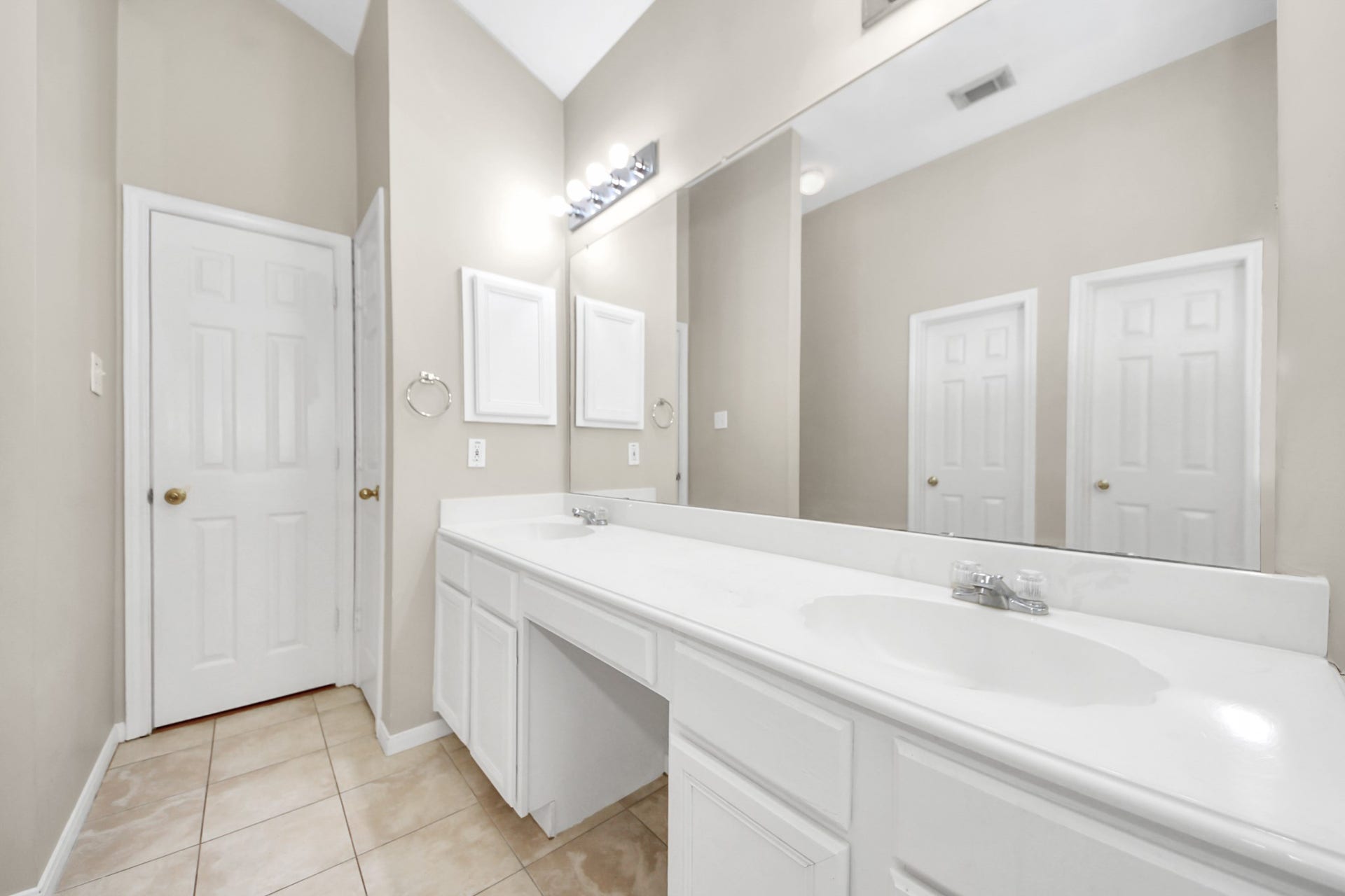 4615 Jaymar Drive, Sugar Land, TX 77479