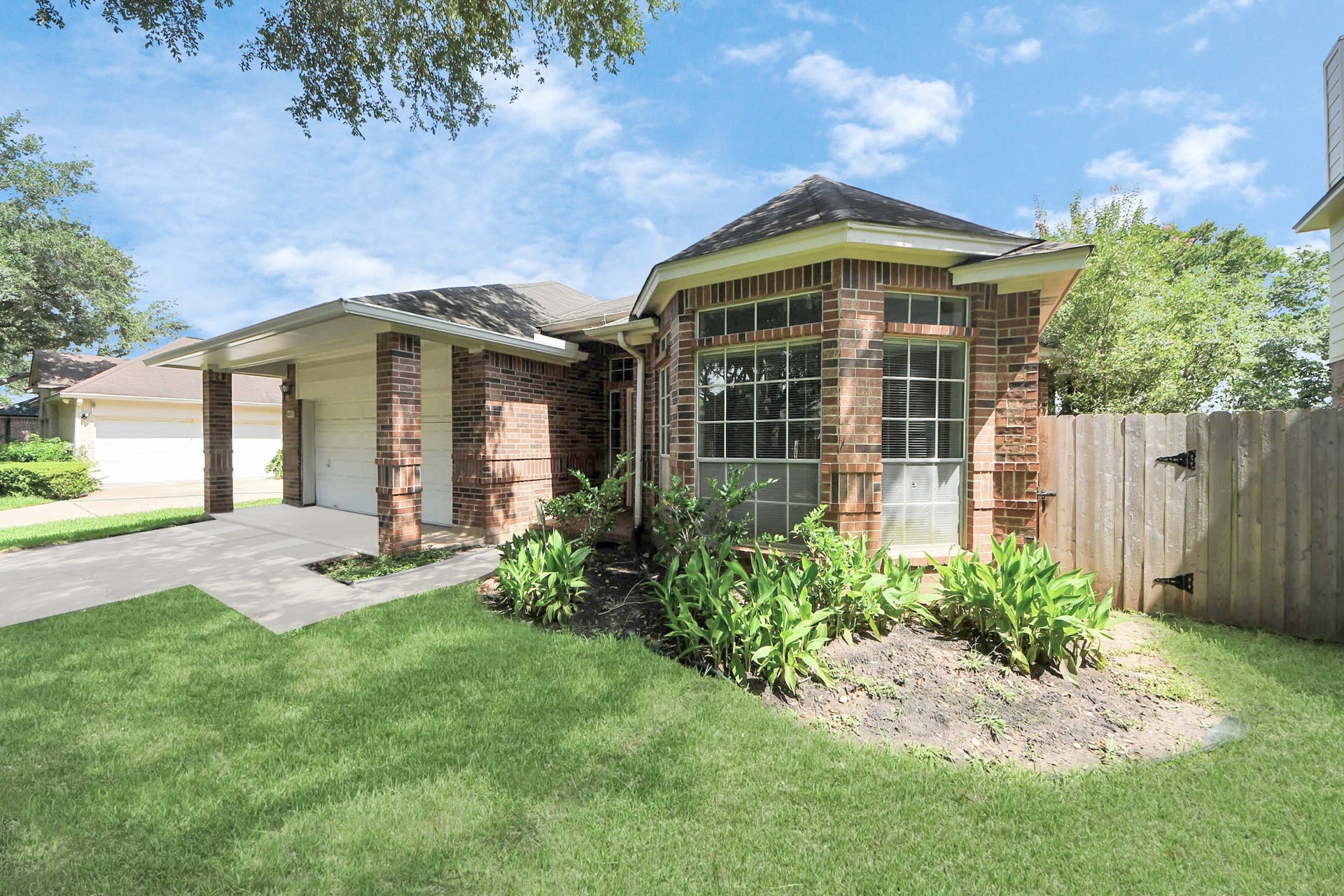 4615 Jaymar Drive, Sugar Land, TX 77479