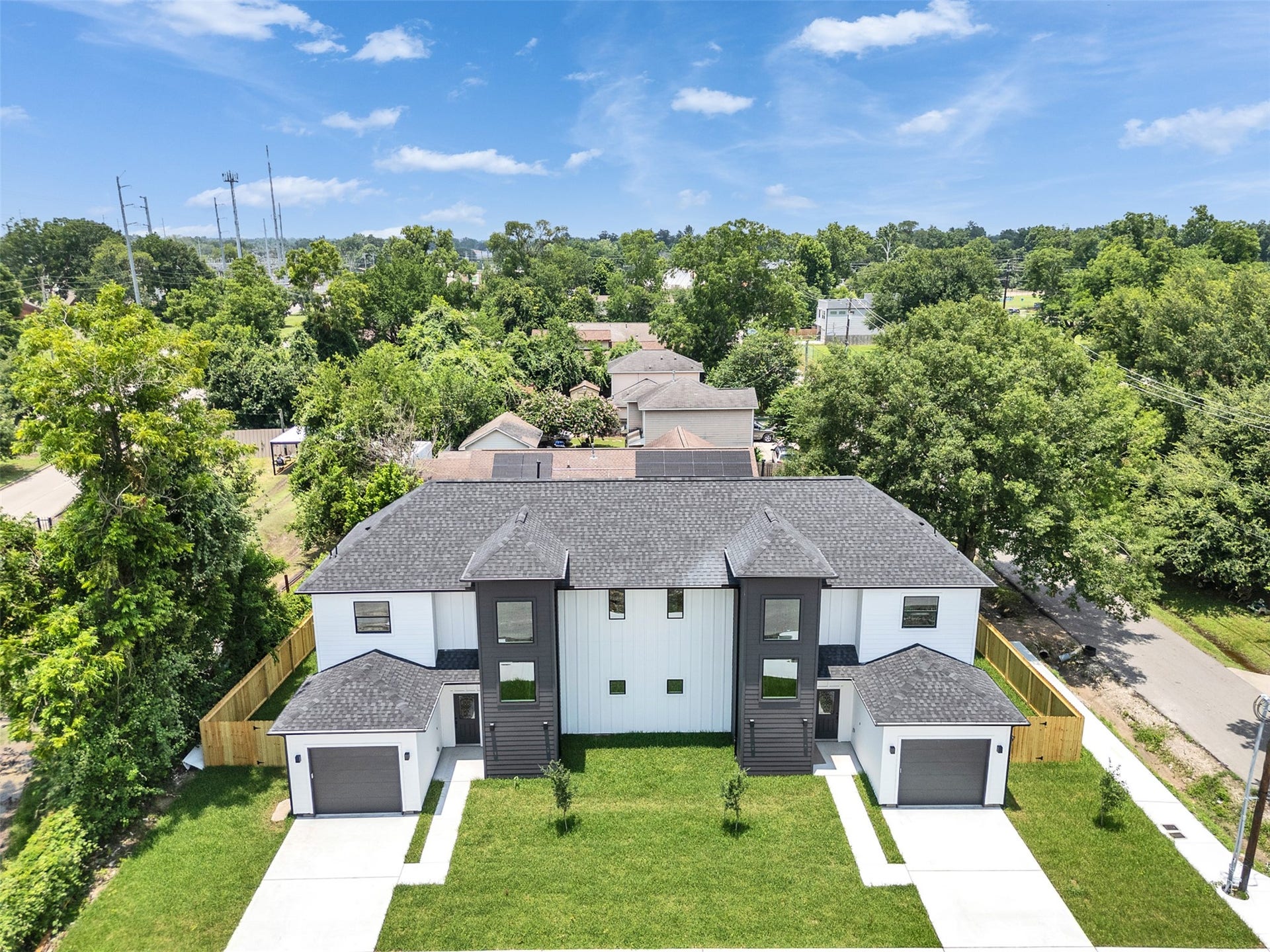 6801 Apollo Street, Houston, TX 77091 6801 Apollo Street, Houston, TX 77091