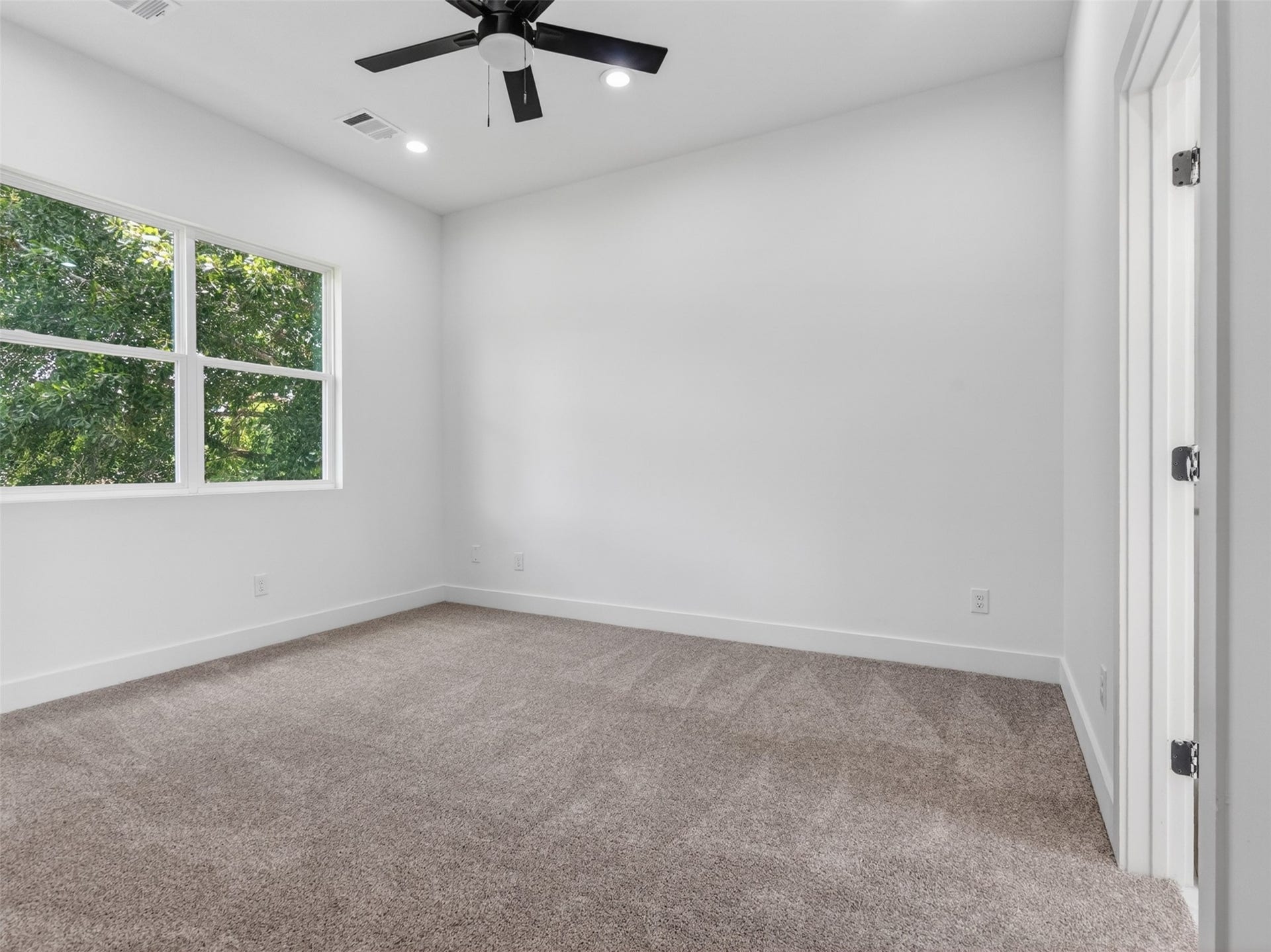 6801 Apollo Street, Houston, TX 77091 6801 Apollo Street, Houston, TX 77091