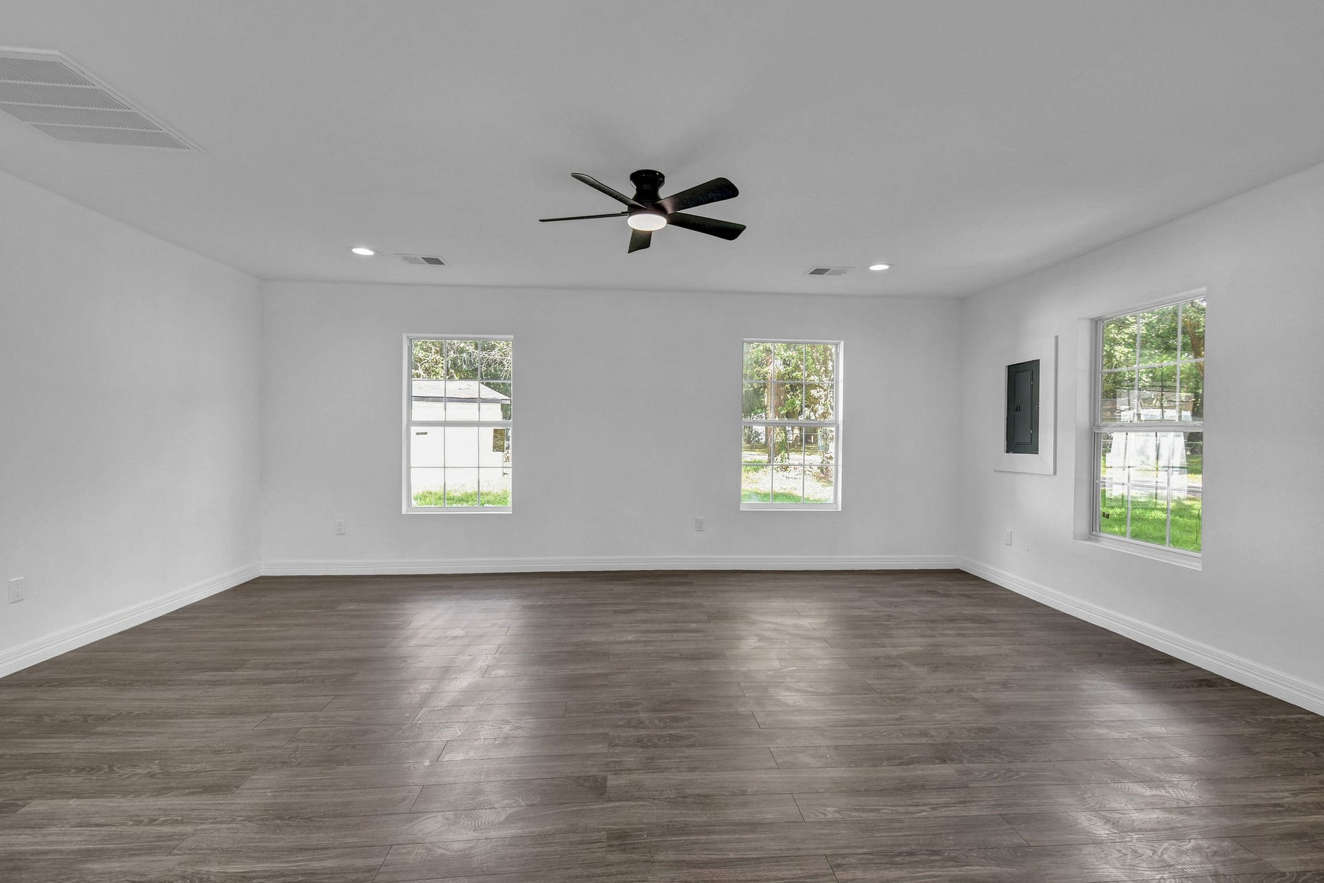 1332 Montgomery Street, La Marque, TX 77568 1332 Montgomery Street, La Marque, TX 77568