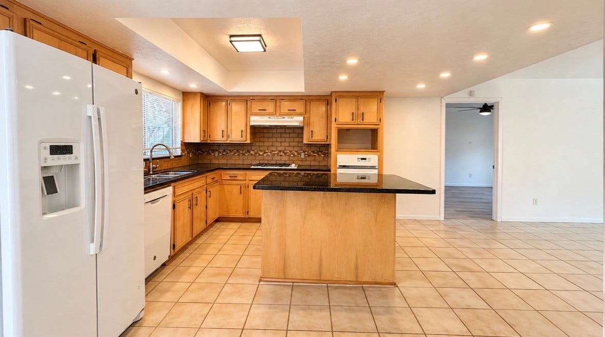 3434 Havershire Drive, Missouri City, TX 77459 Spacious Kitchen. Gas range and refrigerator included