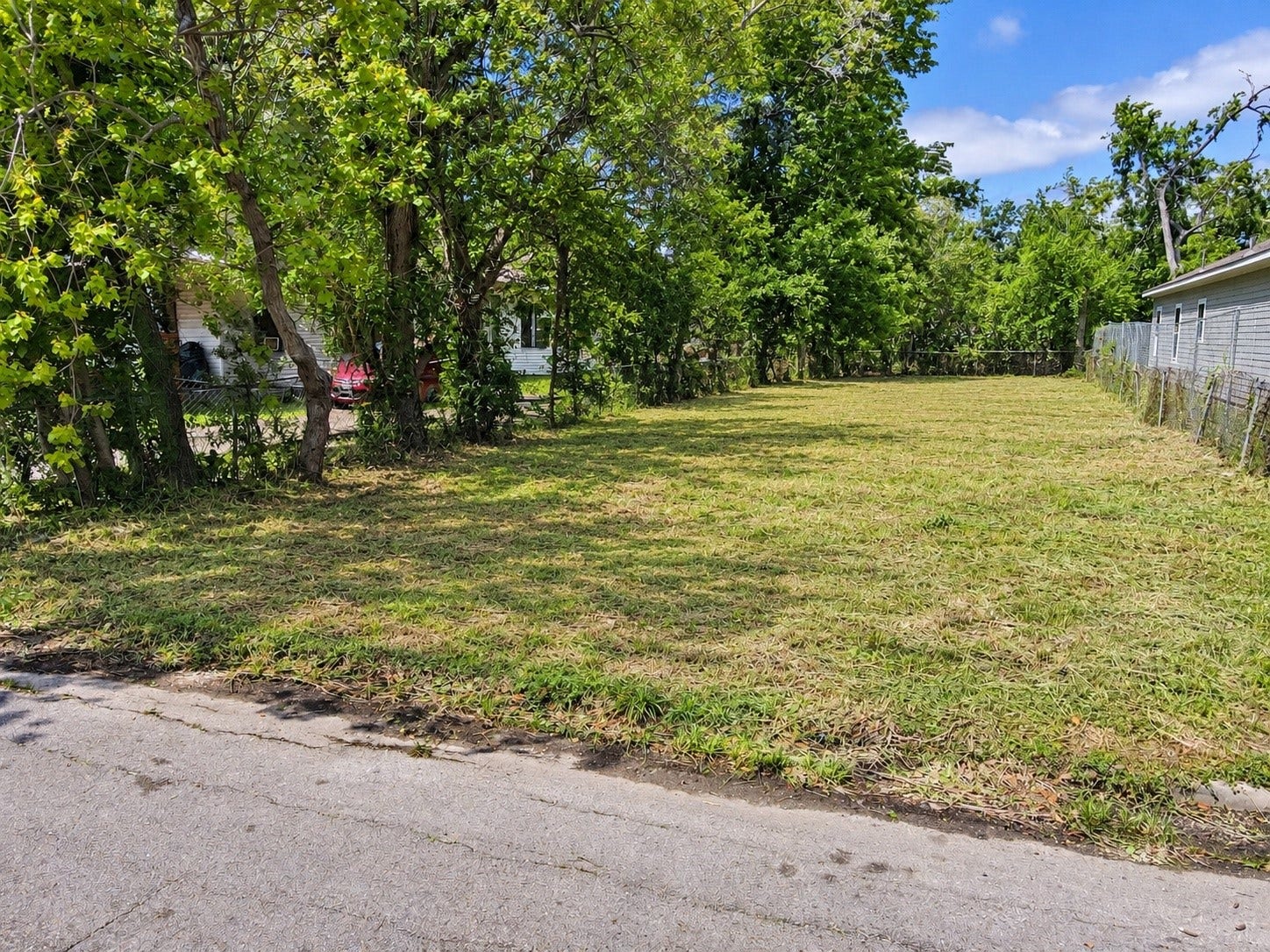 2513 Sumpter Street, Houston, TX 77026 2513 Sumpter Street, Houston, TX 77026