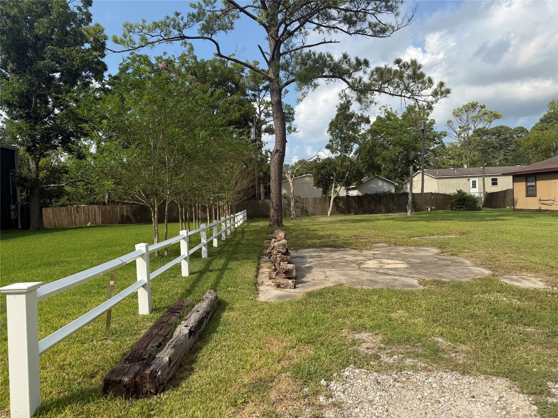 0000 Ave G, Dickinson, TX 77539 Close up view of your land.