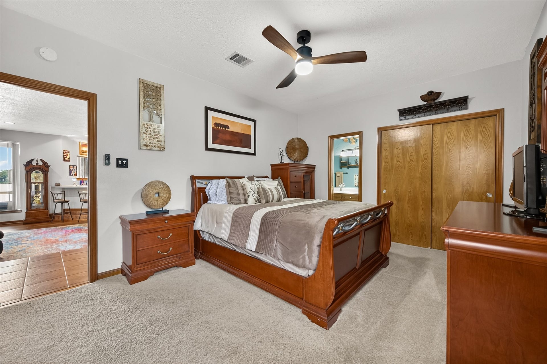 1623 Lake Arbor Drive, El Lago, TX 77586 SECOND GUEST BEDROOM ON THE FIRST FLOOR.