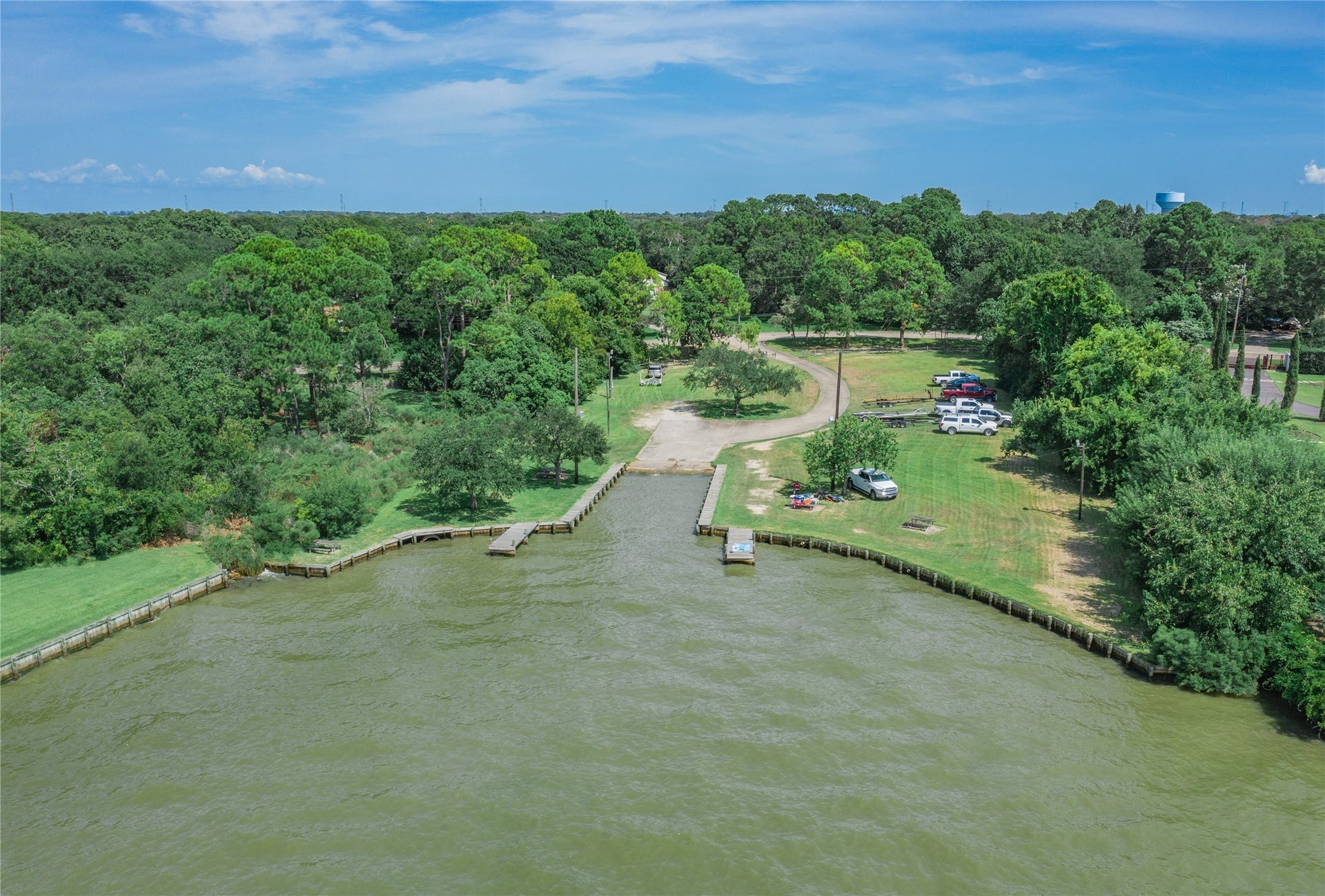 1623 Lake Arbor Drive, El Lago, TX 77586 THE NEIGHBORHOOD BOAT RAMP.