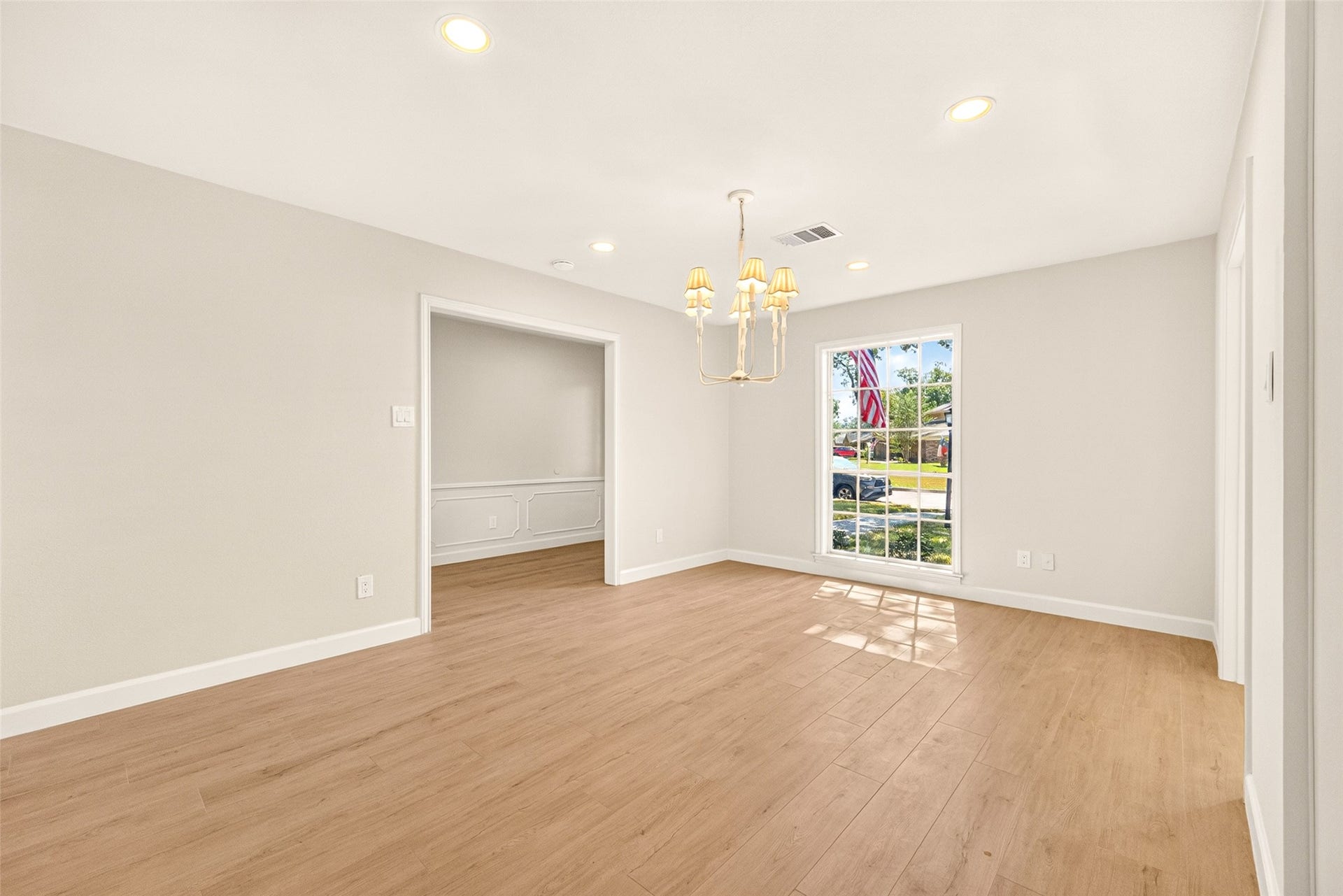 18203 Carriage Lane, Nassau Bay, TX 77058
