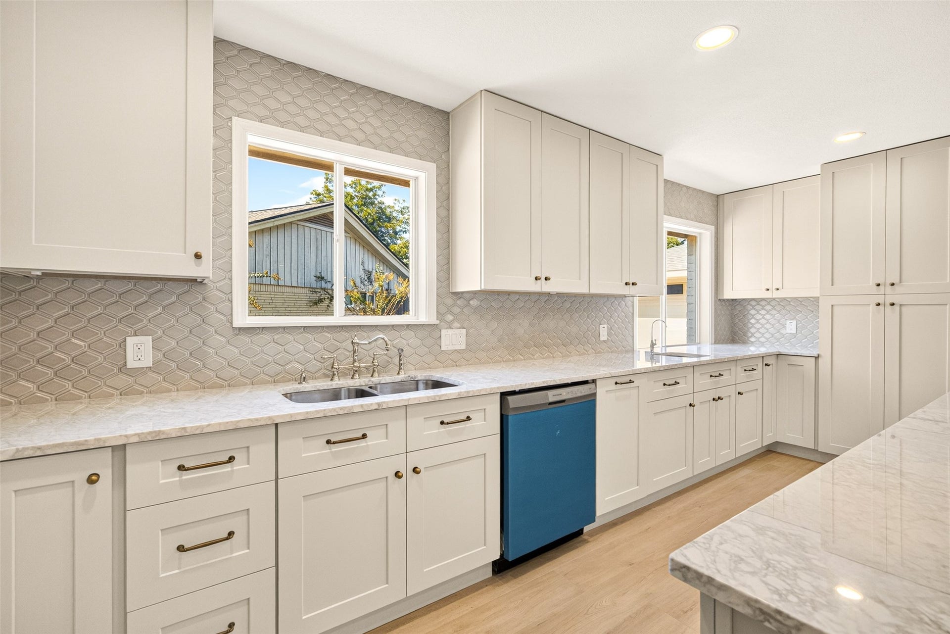 18203 Carriage Lane, Nassau Bay, TX 77058