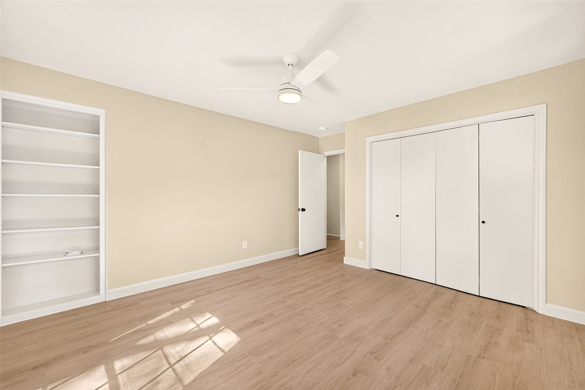 18203 Carriage Lane, Nassau Bay, TX 77058