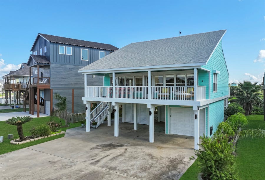 Property photo for 4112 Isla Del Sol Drive, Galveston, TX
