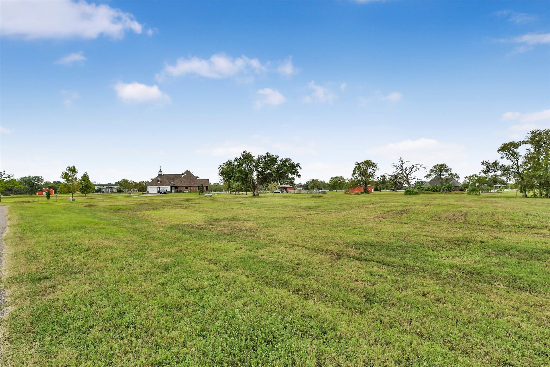 2811 Horse Trail Drive, Rosharon, TX 77583 2811 Horse Trail Drive, Rosharon, TX 77583