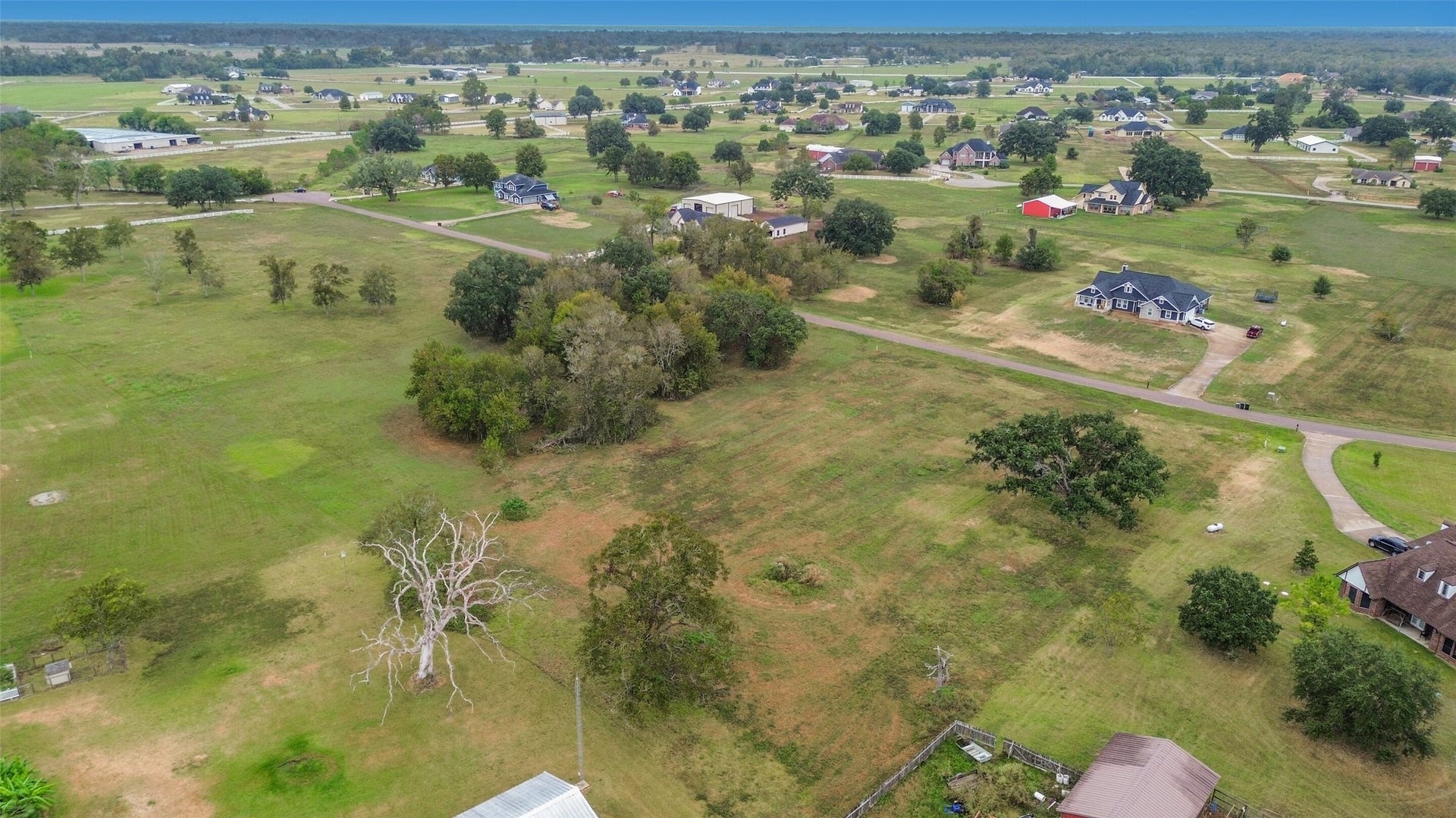 2811 Horse Trail Drive, Rosharon, TX 77583 2811 Horse Trail Drive, Rosharon, TX 77583