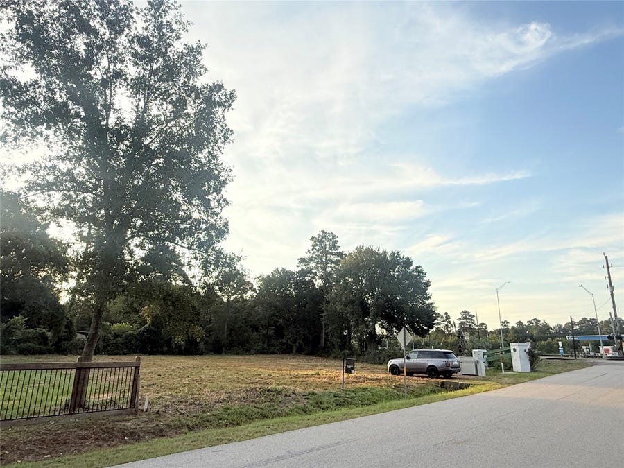 Property photo for 0 N Cripple Creek Drive N, Magnolia, TX