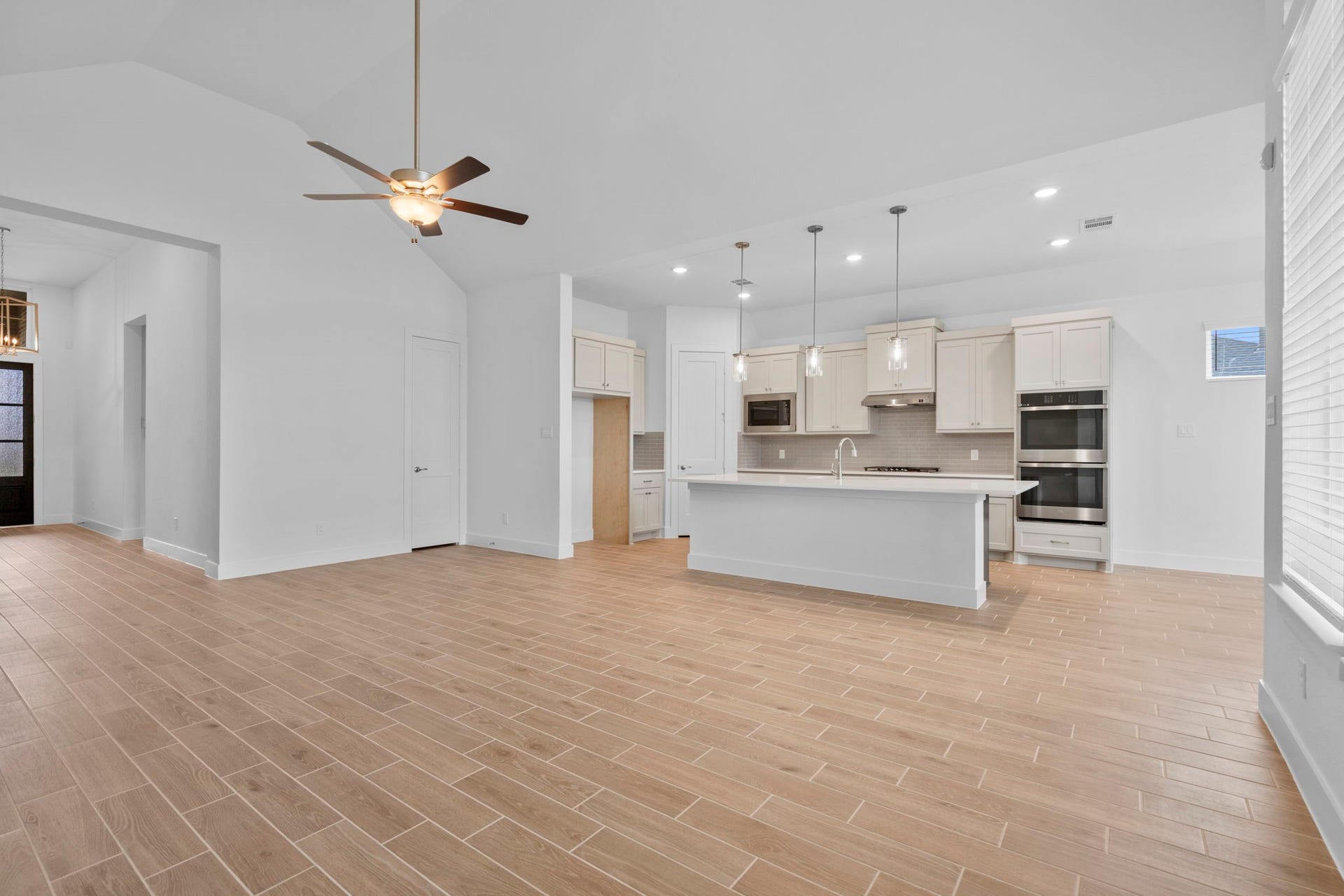 433 Darling Creek Lane, Katy, TX 77493 433 Darling Creek Lane, Katy, TX 77493