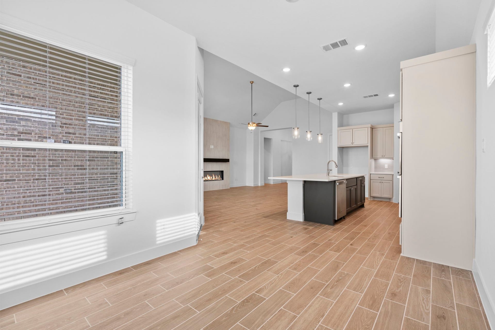 433 Darling Creek Lane, Katy, TX 77493 433 Darling Creek Lane, Katy, TX 77493