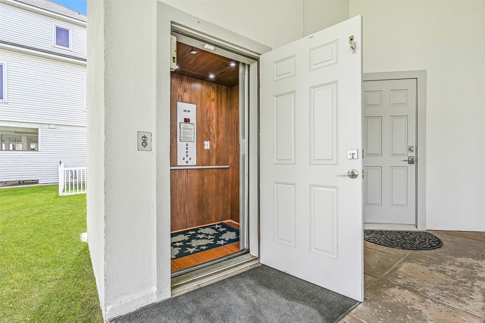 4206 Turks Point, Galveston, TX 77554 4206 Turks Point, Galveston, TX 77554