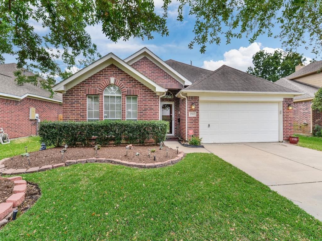 1511 Lamplight Trail Dr, Katy, TX 77450 1511 Lamplight Trail Dr, Katy, TX 77450