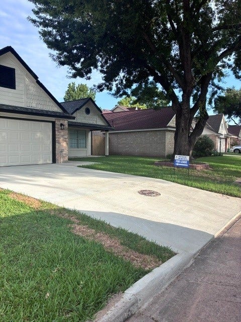 Property photo for 3230 Meadway Drive, Houston, TX