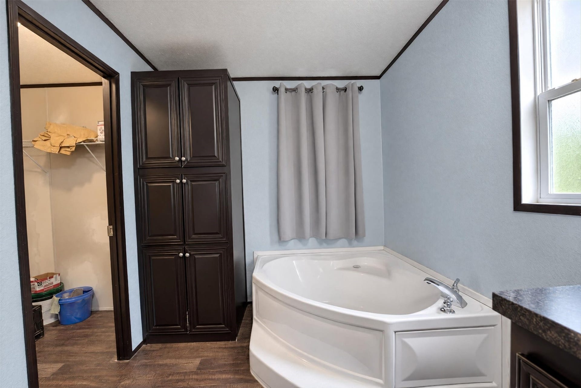11350 Hillcrest Drive, Conroe, TX 77303 11350 Hillcrest Drive, Conroe, TX 77303