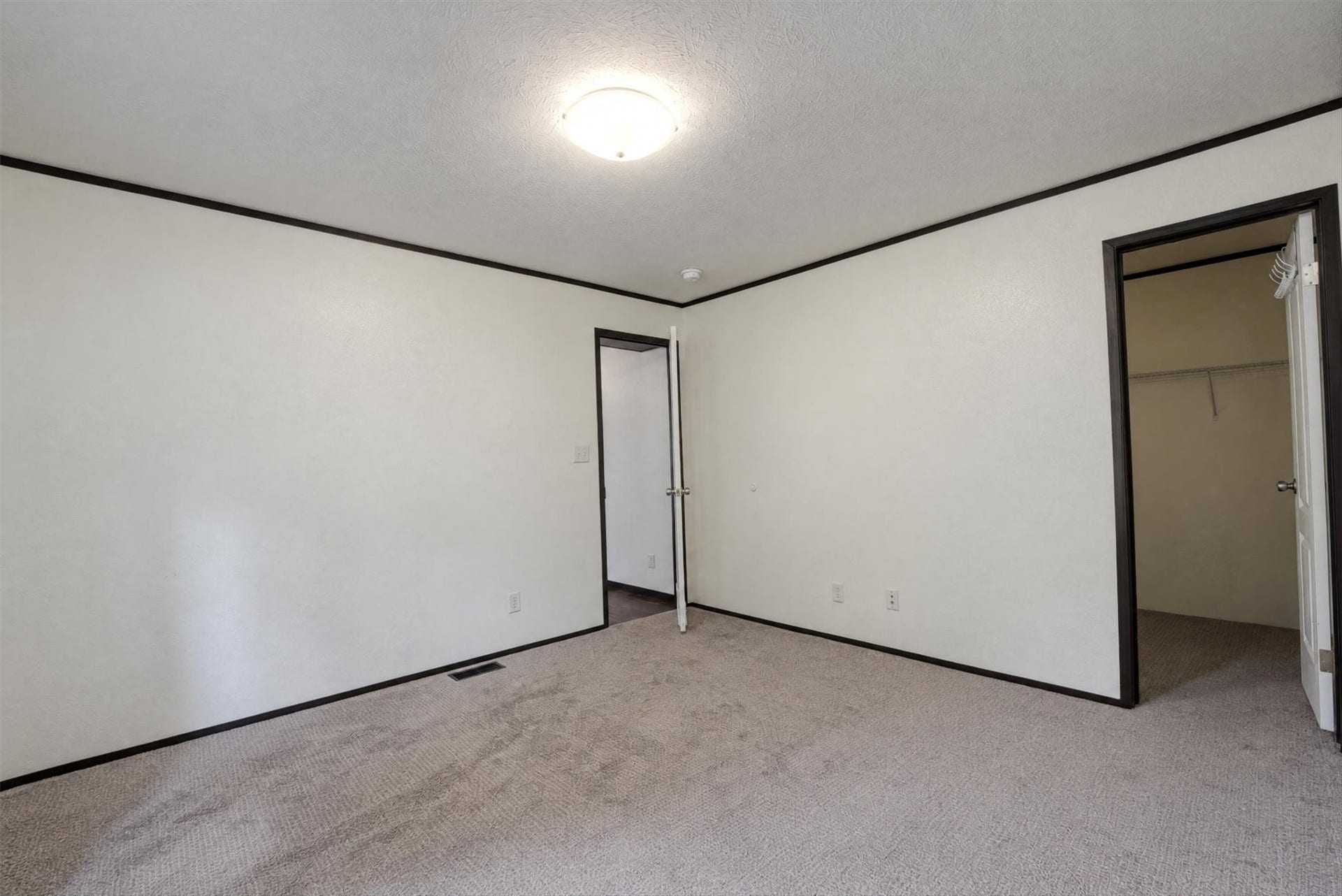 11350 Hillcrest Drive, Conroe, TX 77303 11350 Hillcrest Drive, Conroe, TX 77303
