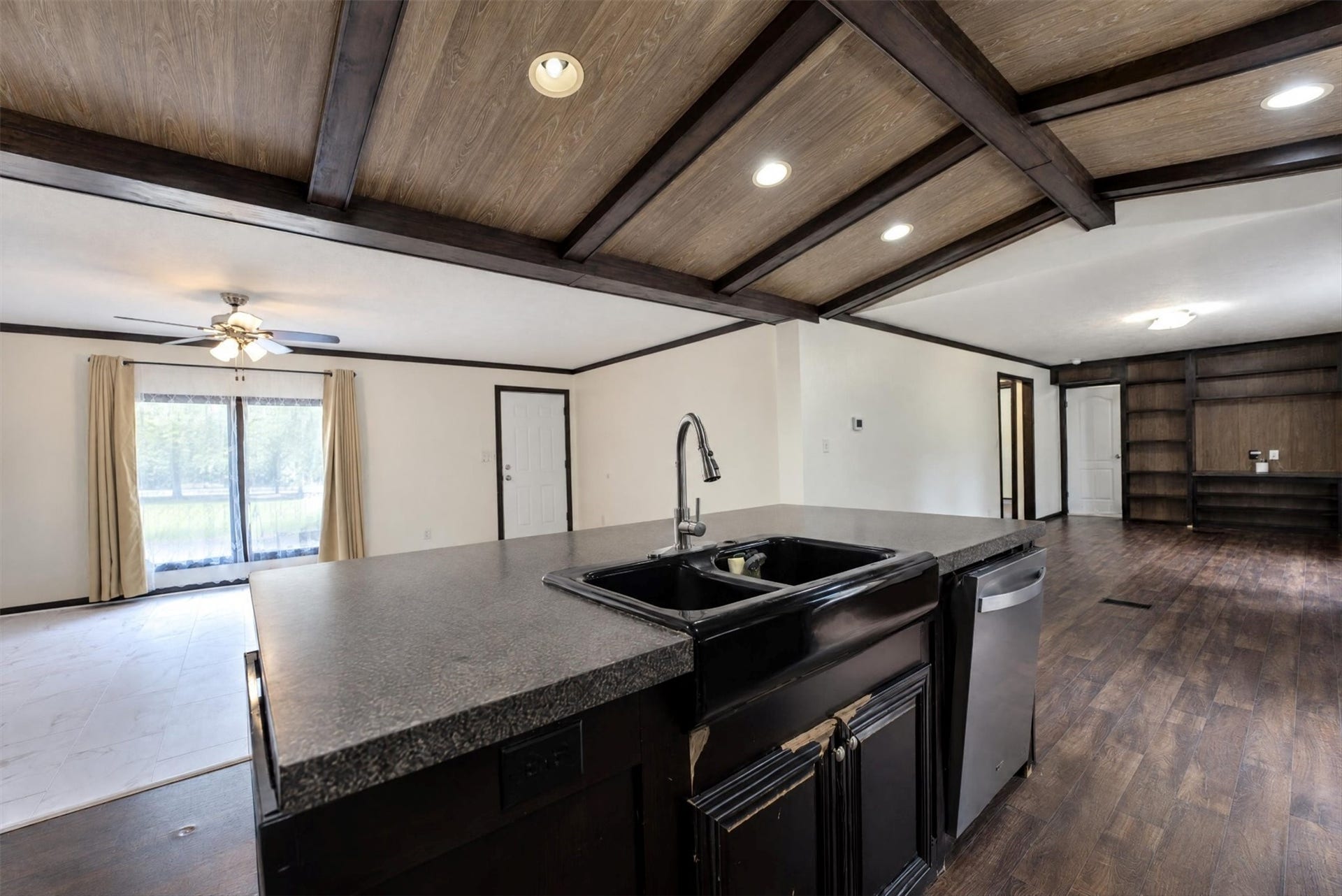 11350 Hillcrest Drive, Conroe, TX 77303 11350 Hillcrest Drive, Conroe, TX 77303