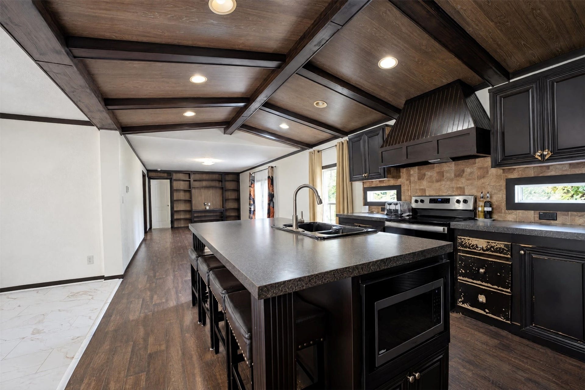 11350 Hillcrest Drive, Conroe, TX 77303 11350 Hillcrest Drive, Conroe, TX 77303