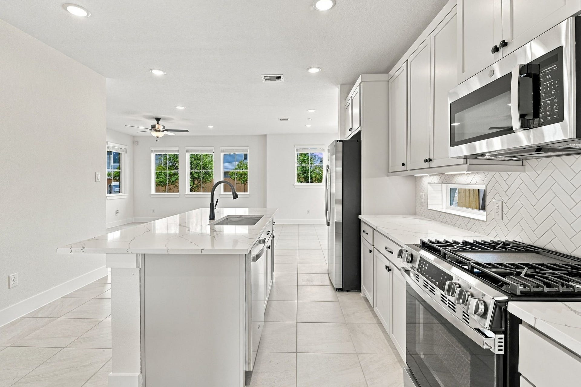 24027 Breezy Bank Trail, Katy, TX 77493 24027 Breezy Bank Trail, Katy, TX 77493