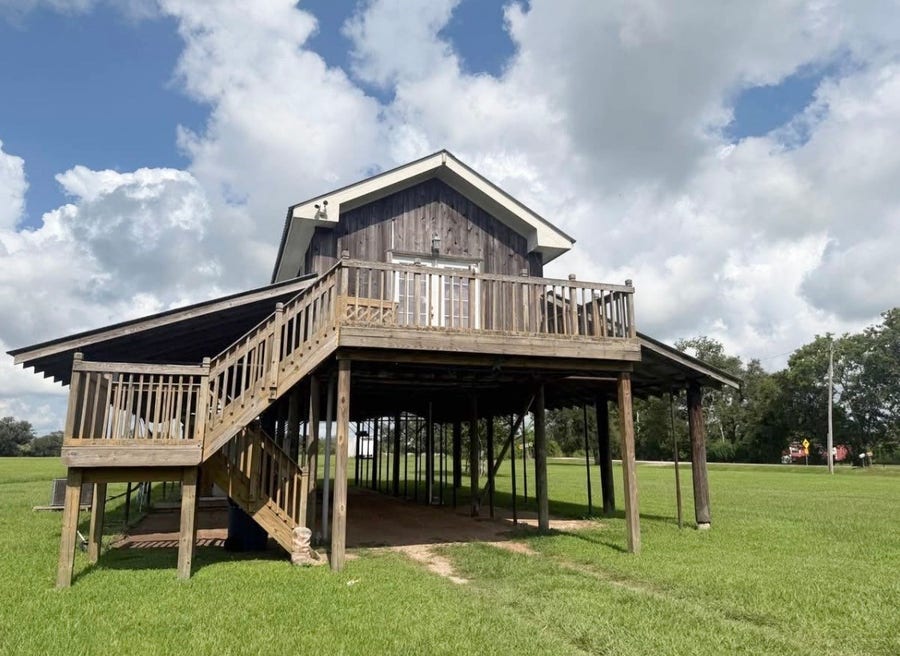 Property photo for 3178 County Road 32, Angleton, TX