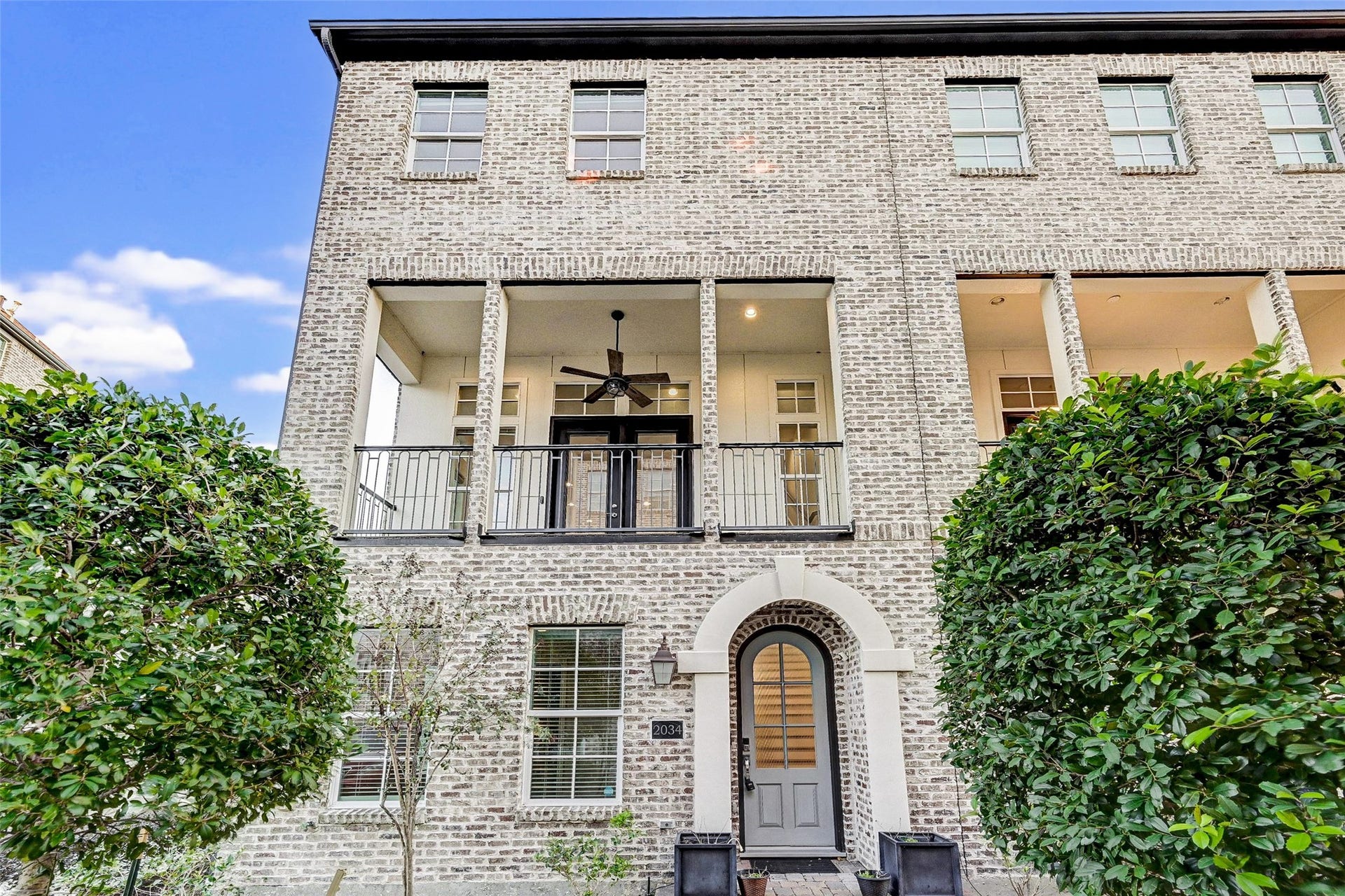2034 Waterloo Station Road, Houston, TX 77045