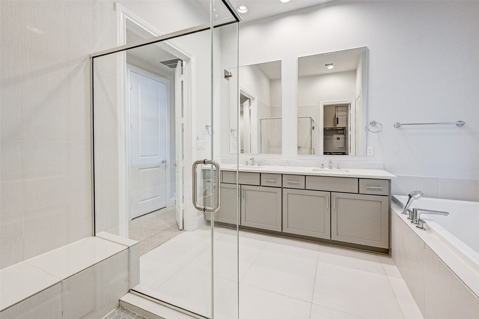 2034 Waterloo Station Road, Houston, TX 77045