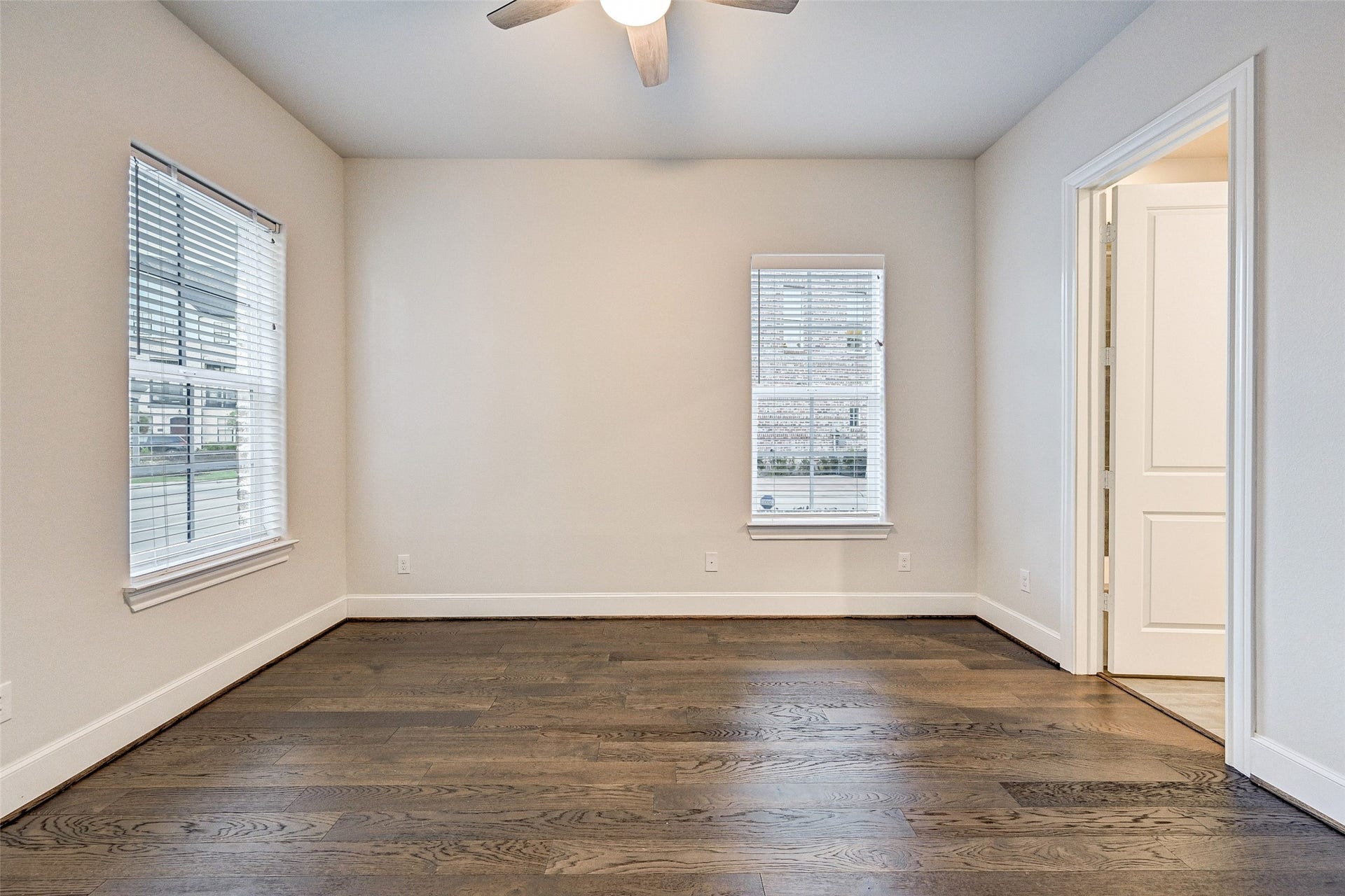 2034 Waterloo Station Road, Houston, TX 77045