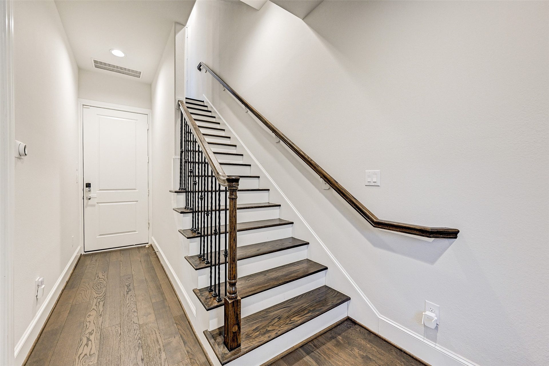 2034 Waterloo Station Road, Houston, TX 77045