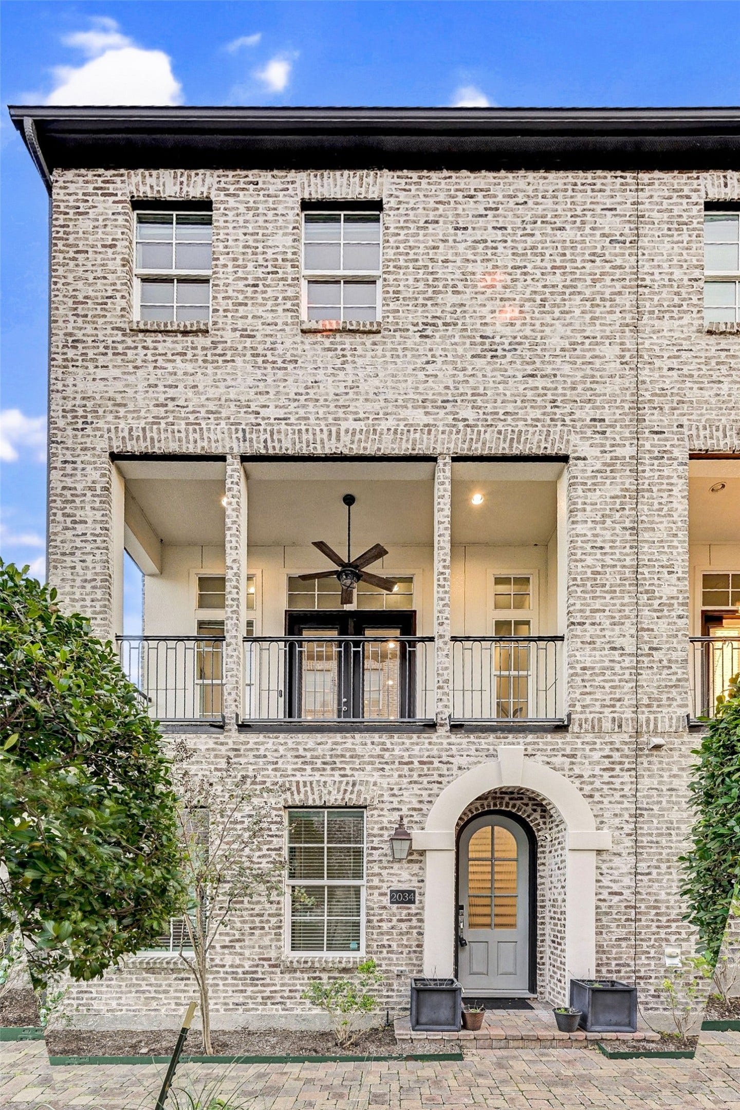 2034 Waterloo Station Road, Houston, TX 77045