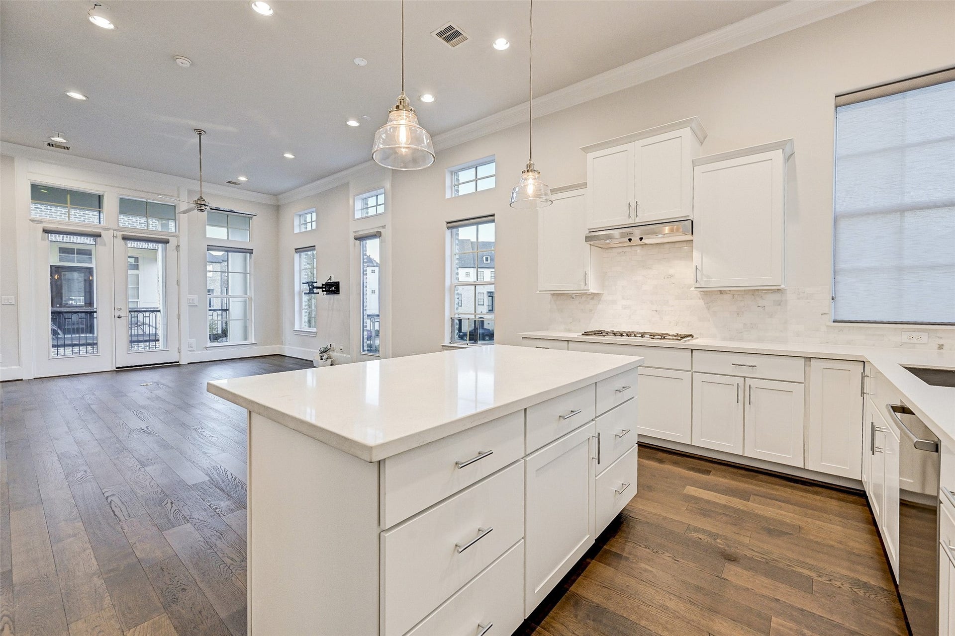 2034 Waterloo Station Road, Houston, TX 77045