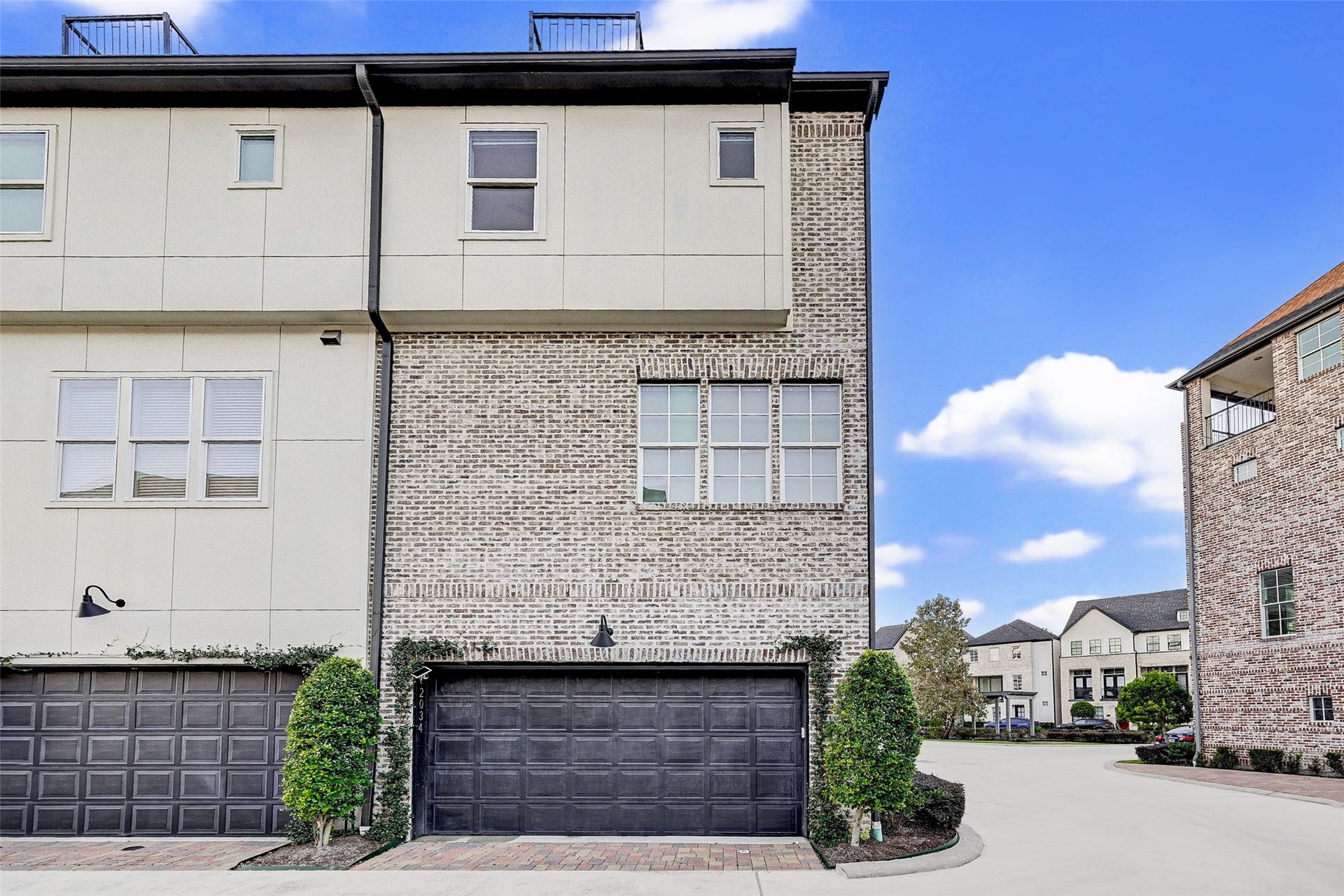 2034 Waterloo Station Road, Houston, TX 77045