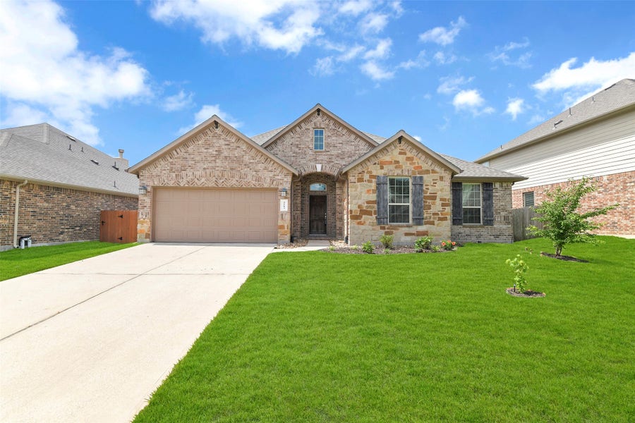 Property photo for 1503 Holly Chase Court, Conroe, TX