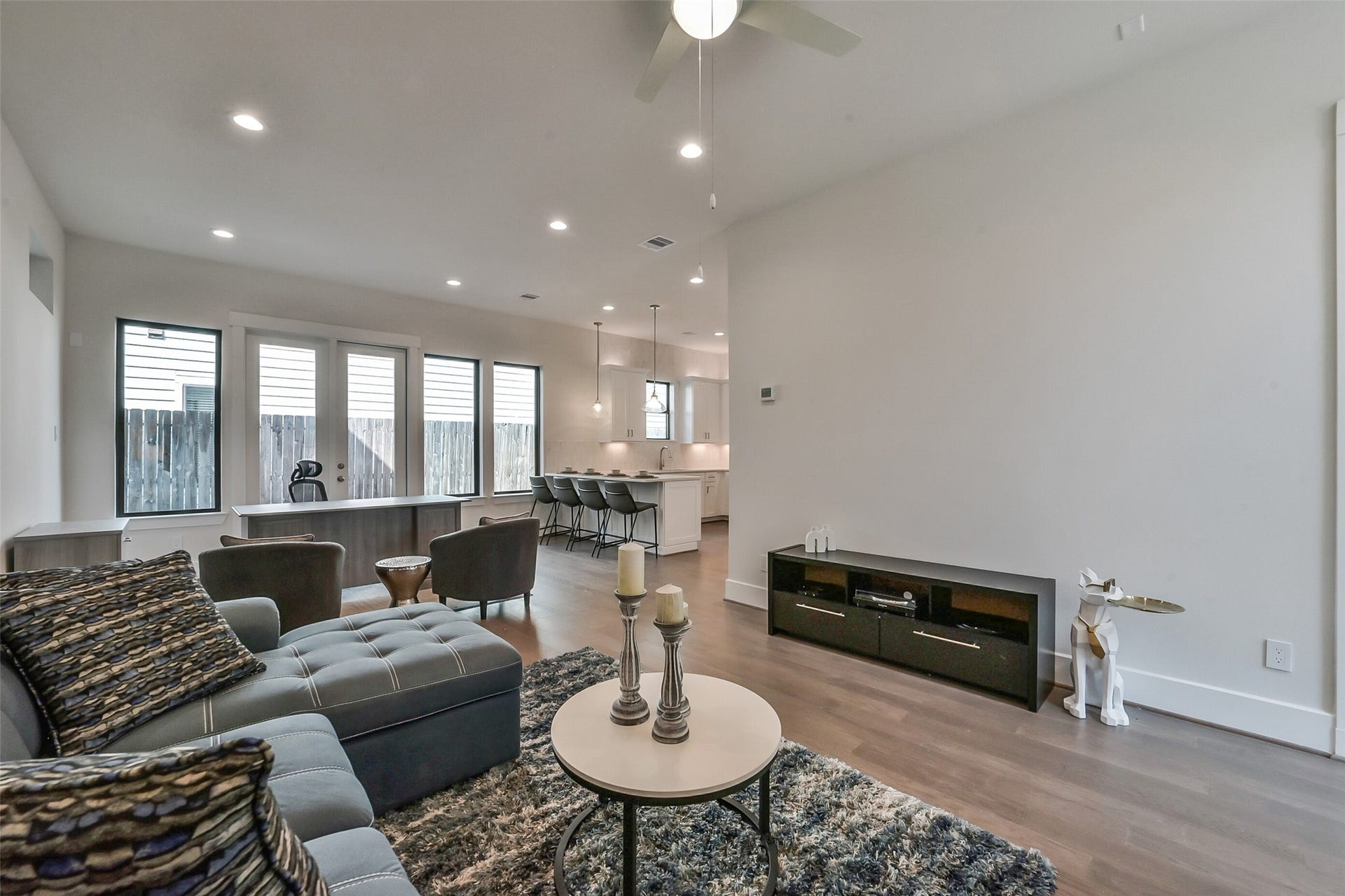 3516 Harvest Dance Drive, Houston, TX 77008 3516 Harvest Dance Drive, Houston, TX 77008