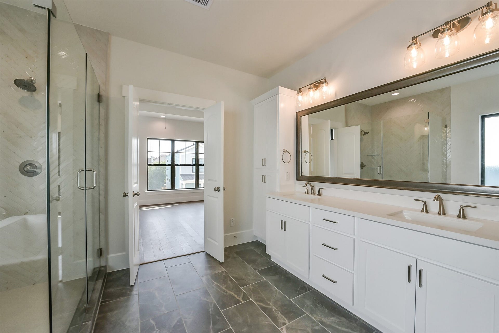 3516 Harvest Dance Drive, Houston, TX 77008 3516 Harvest Dance Drive, Houston, TX 77008
